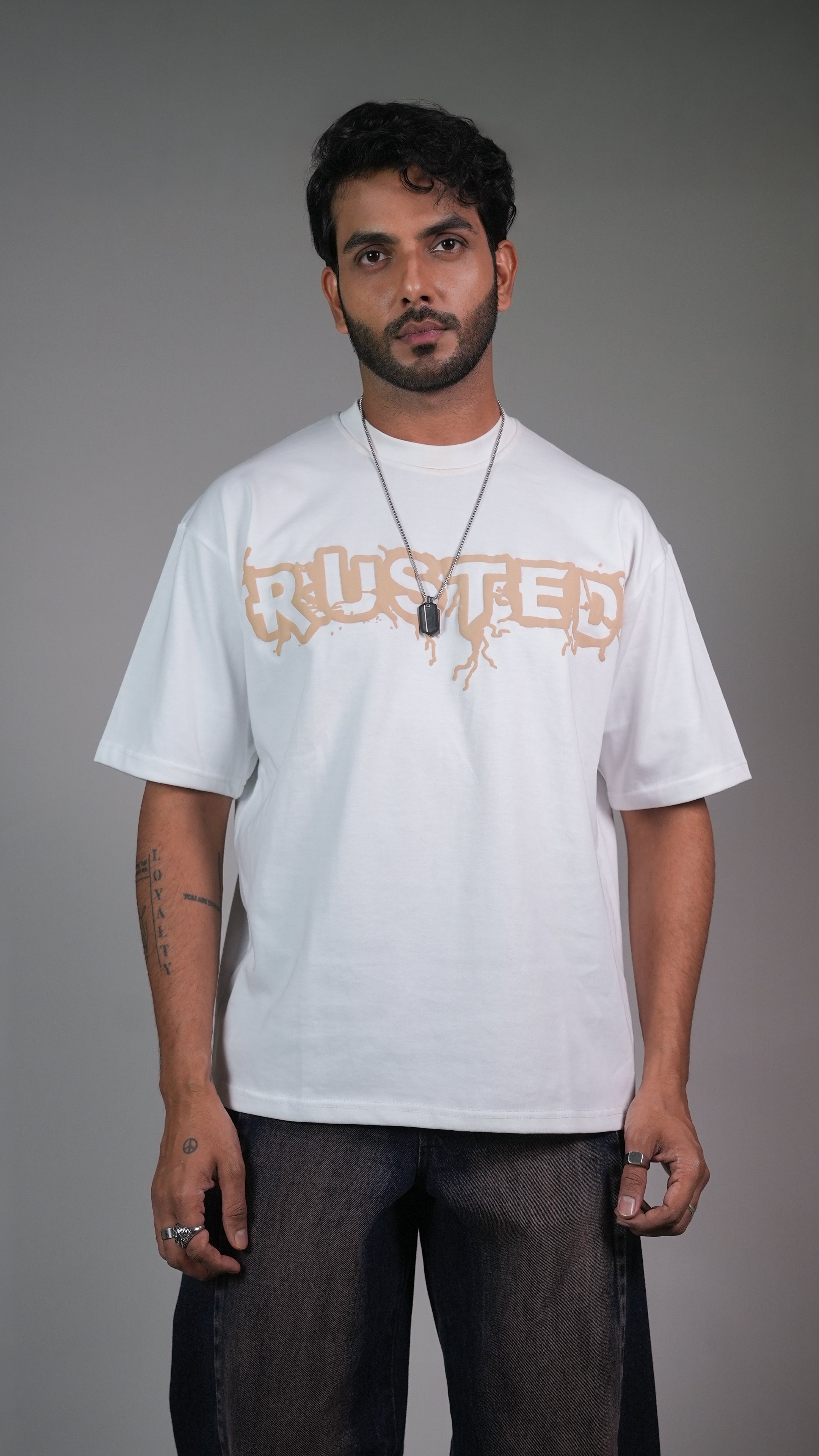 GRENADE WHITE MEN’S OVERSIZED T-SHIRT
