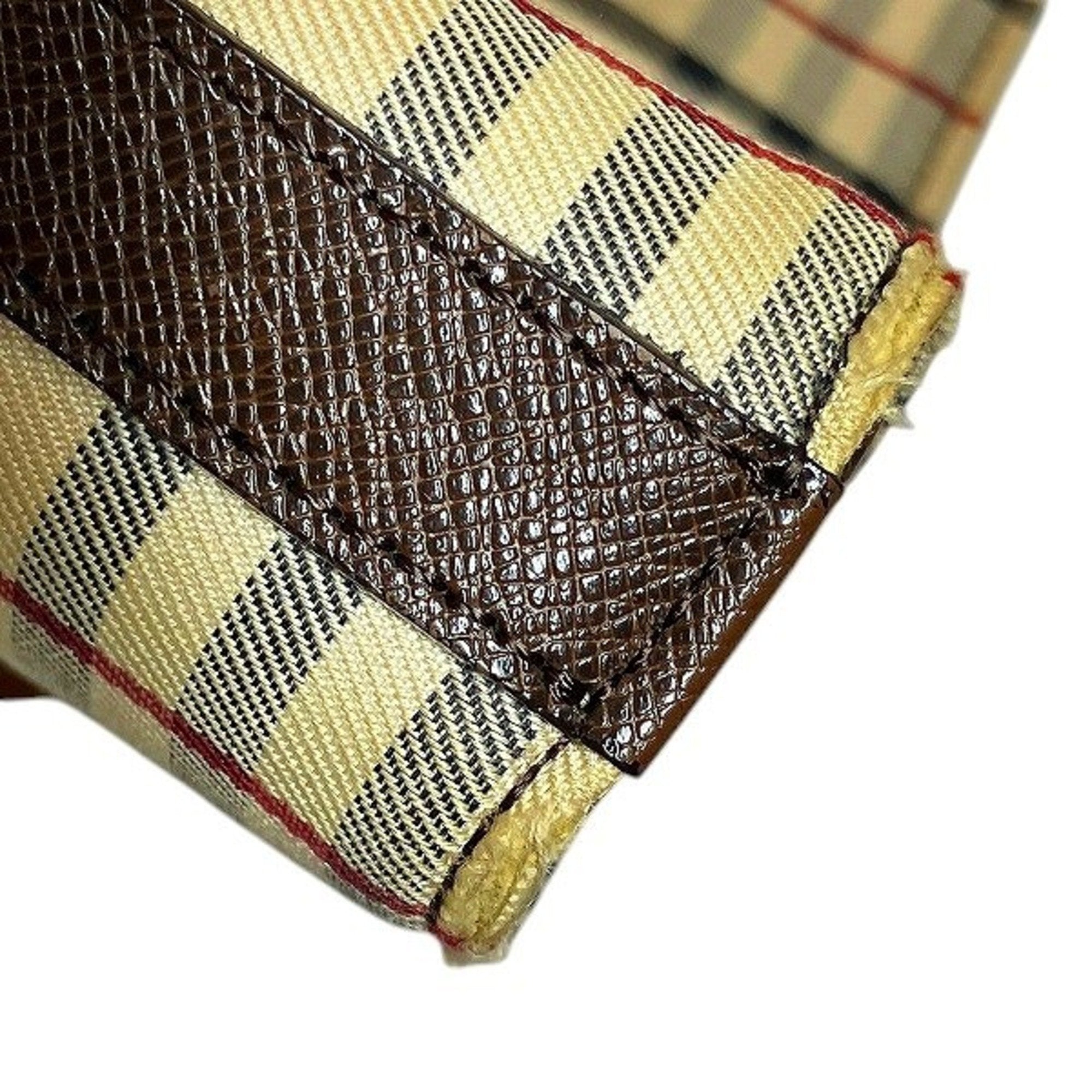 Burberry Leather Handbag (Pre-Owned)
