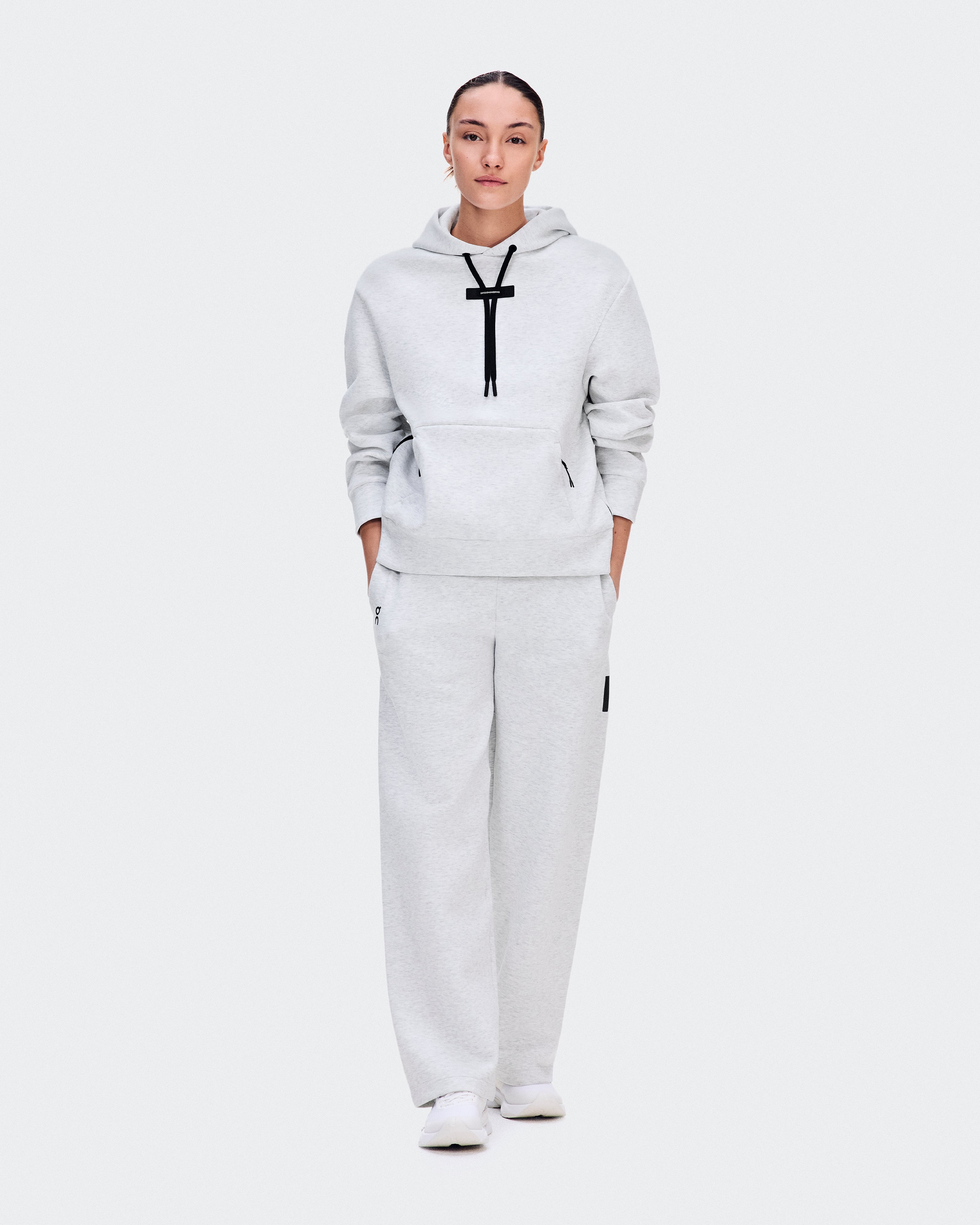 Focus Tech Hoodie - Womens