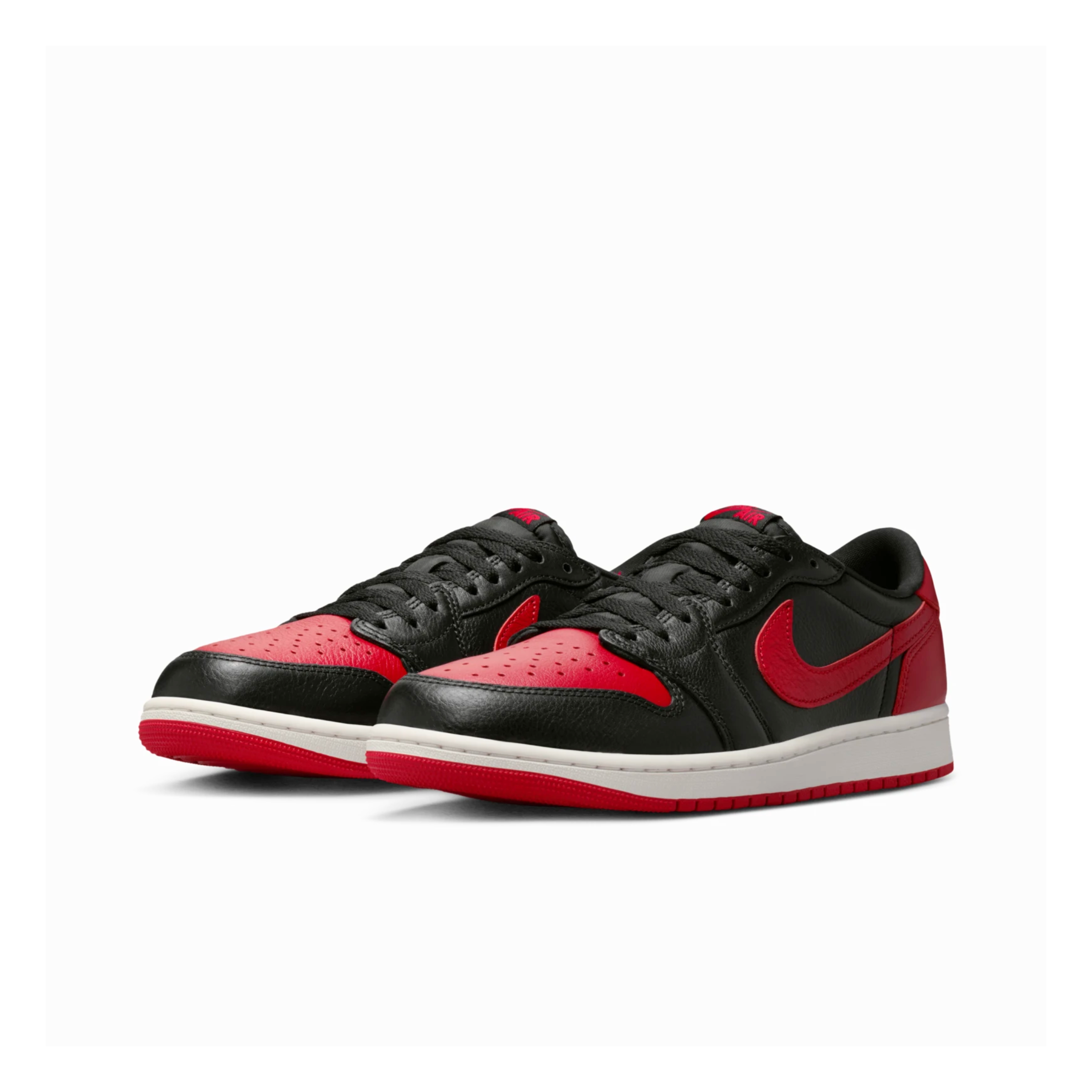 NIKE Air Jordan 1 Retro Low OG 'Banned' 2026