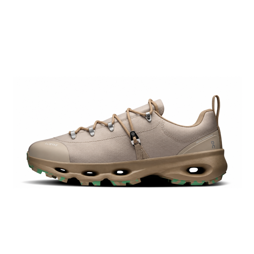 On Running Cloudsolo loewe hiker BEIGE