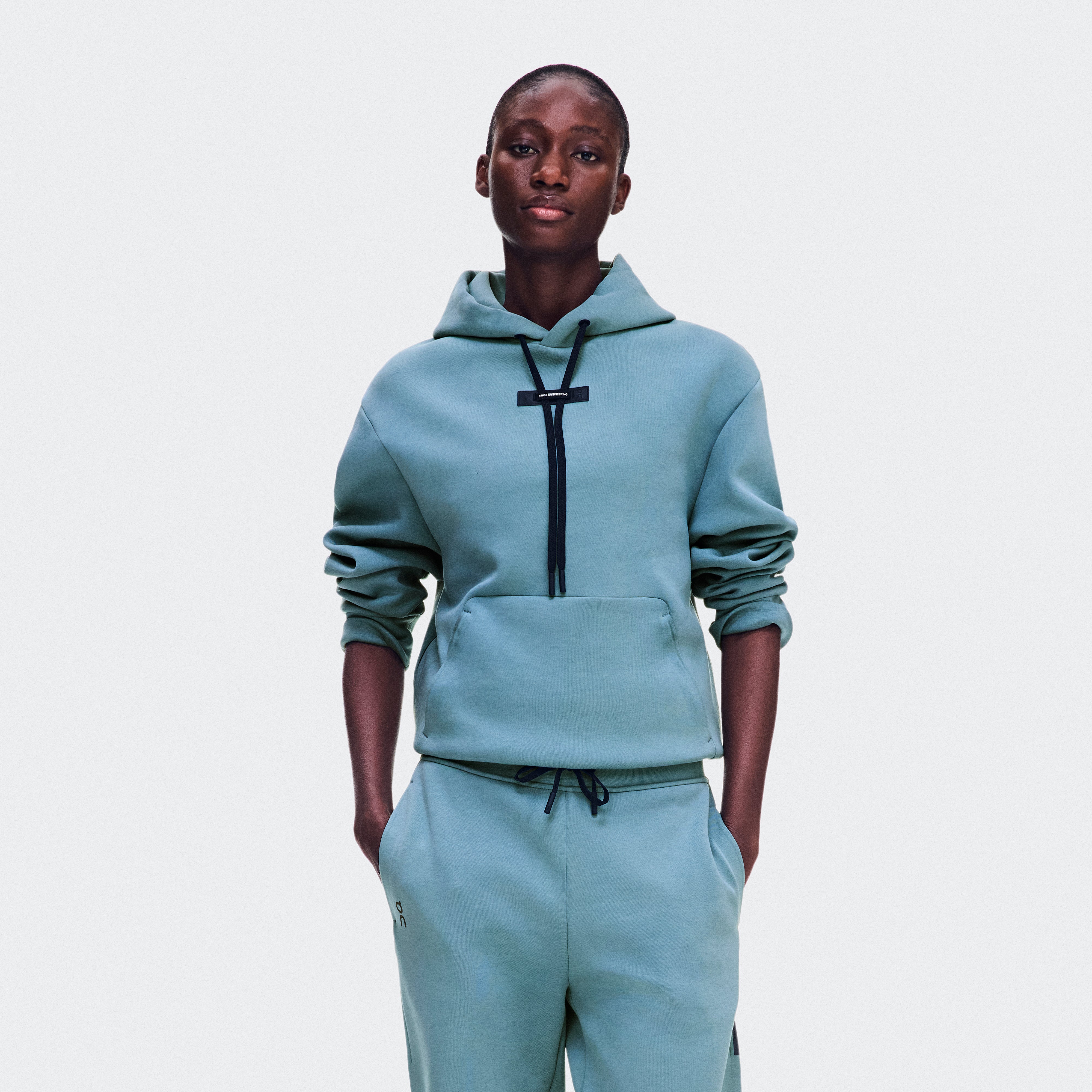 Focus Tech Hoodie - Womens