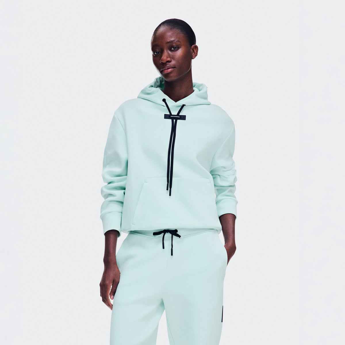 Focus Tech Hoodie - Womens