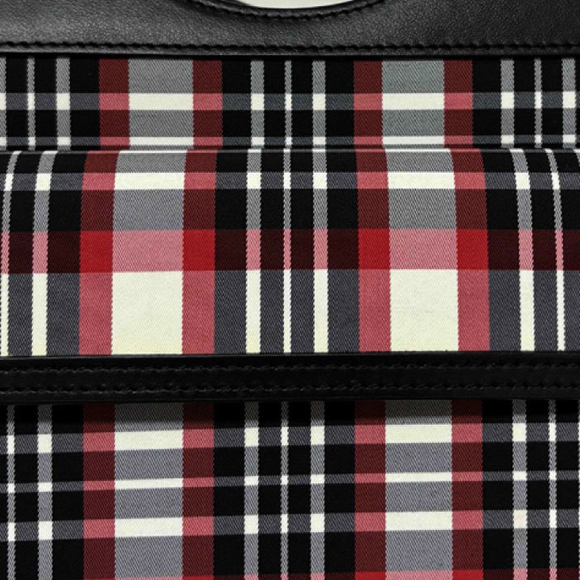 Burberry Color Nylon Leather Shoulder Bag (Pre-Owned)