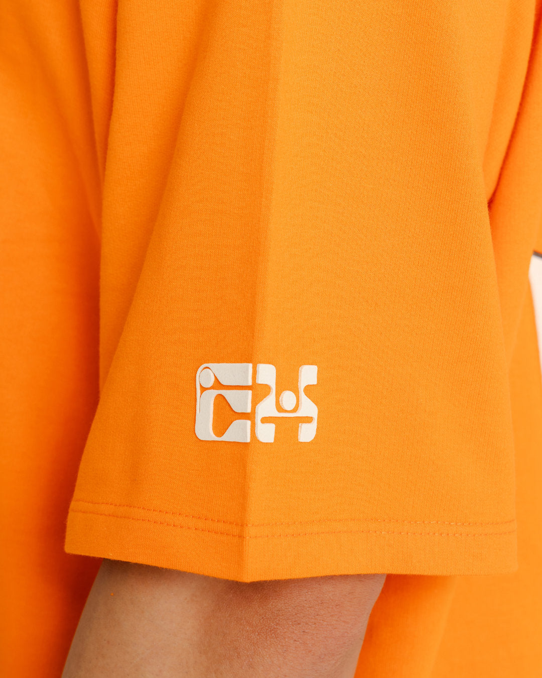 Run or Burn - Orange - Evrhood oversized graphic t-shirt