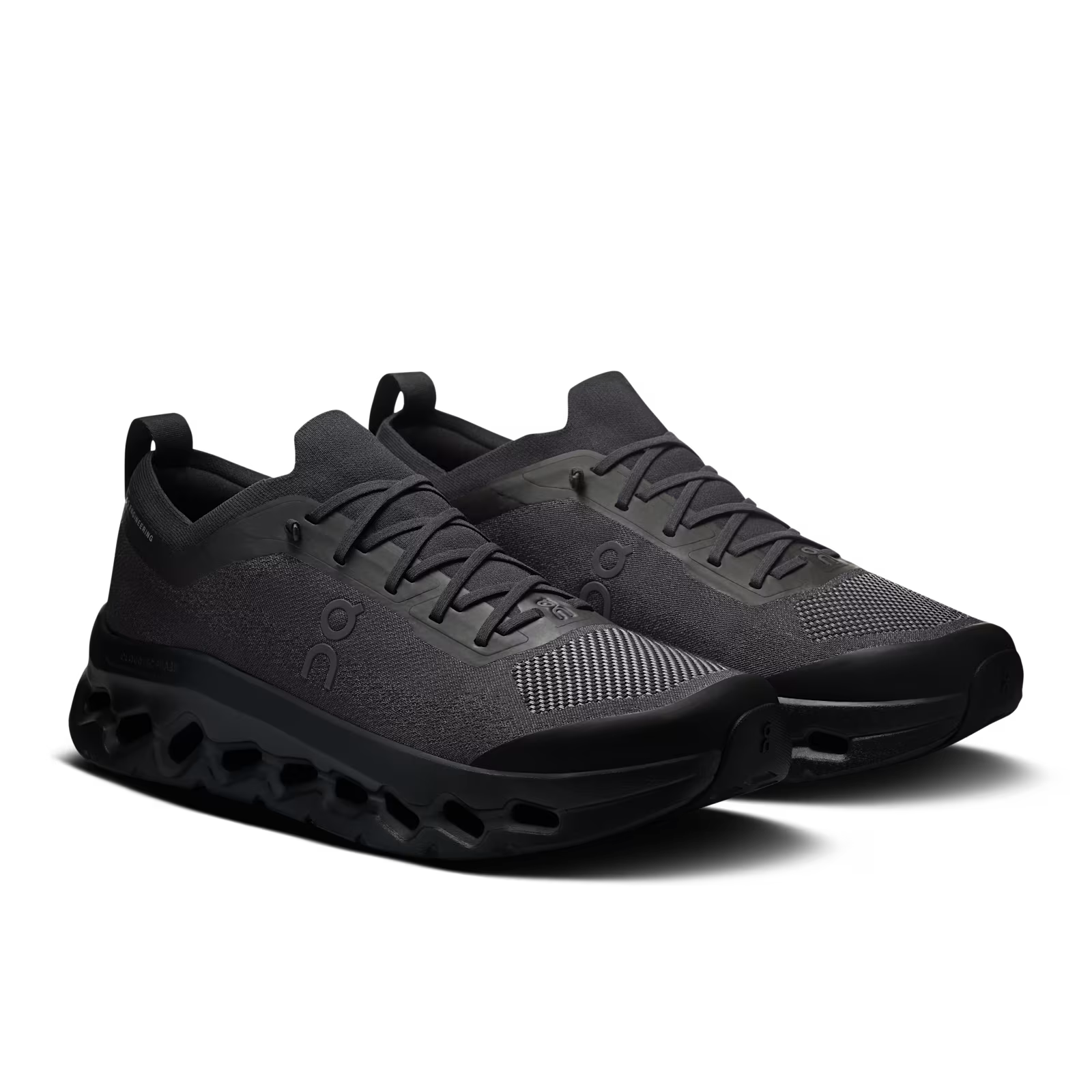 On Running Cloudtilt Moon Black