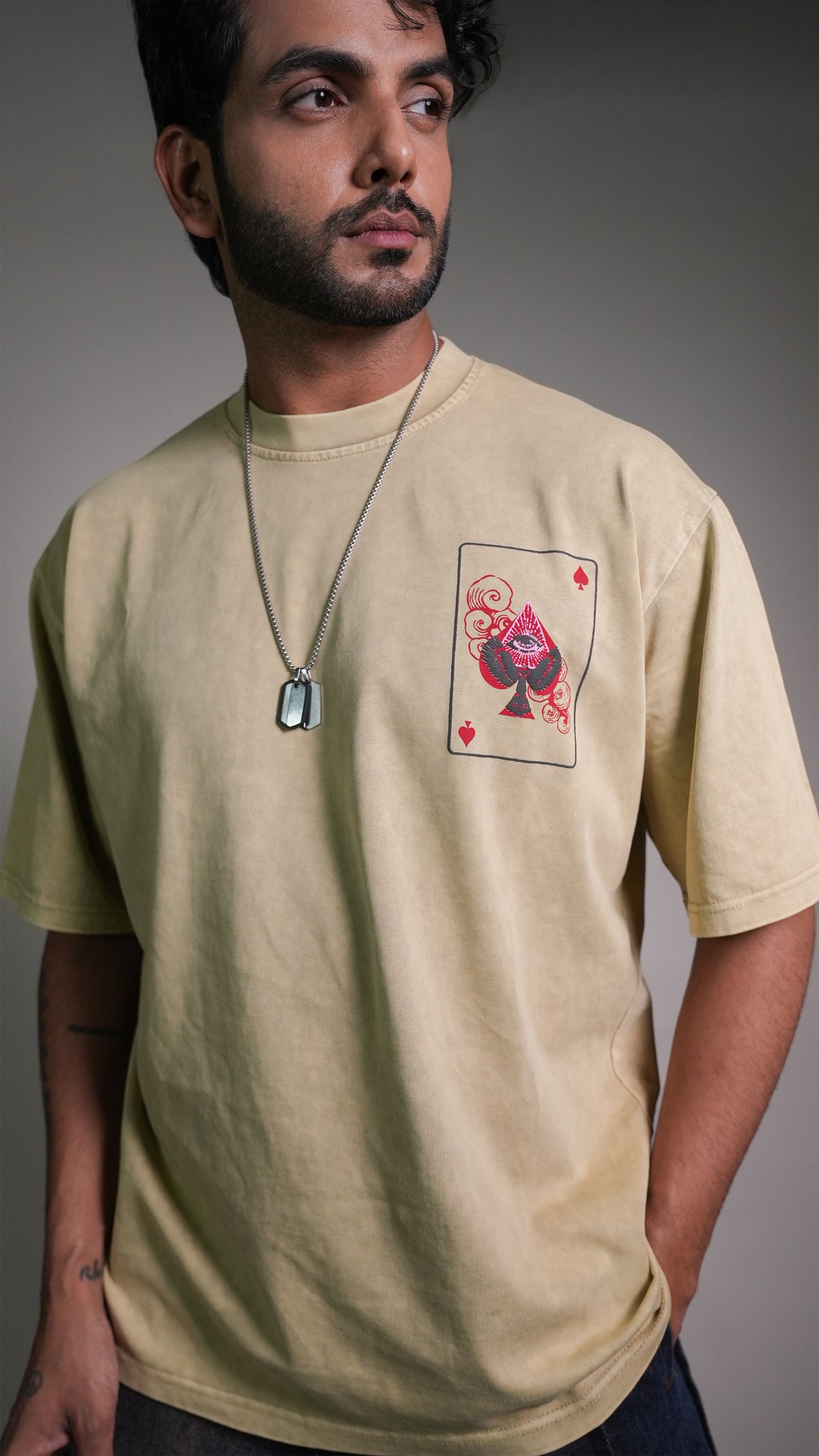 SPADE OF SECRETS BEIGE ACIDWASH MEN’S OVERSIZED T-SHIRT