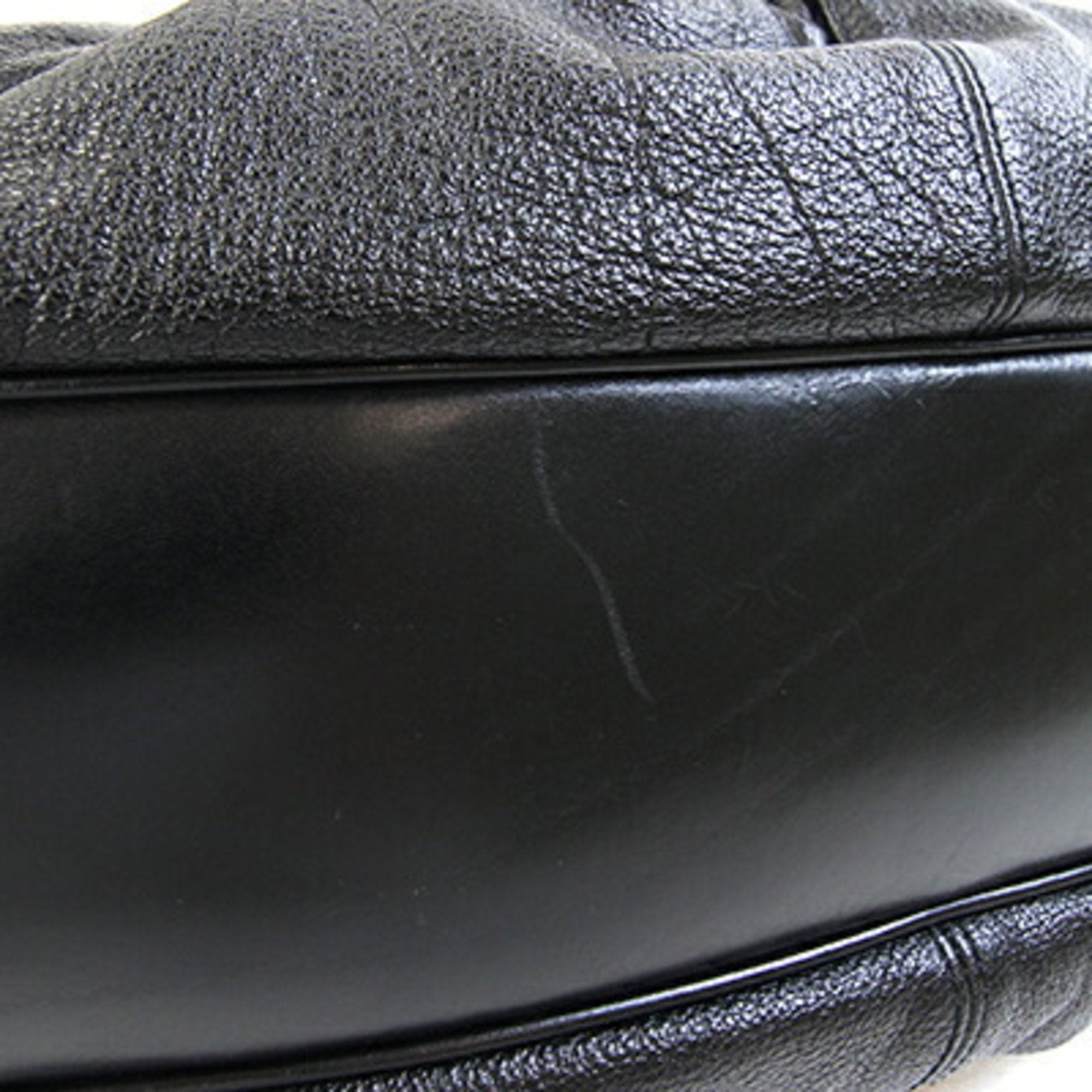 Burberry Leather Shoulder Bag (Pre-Owned)