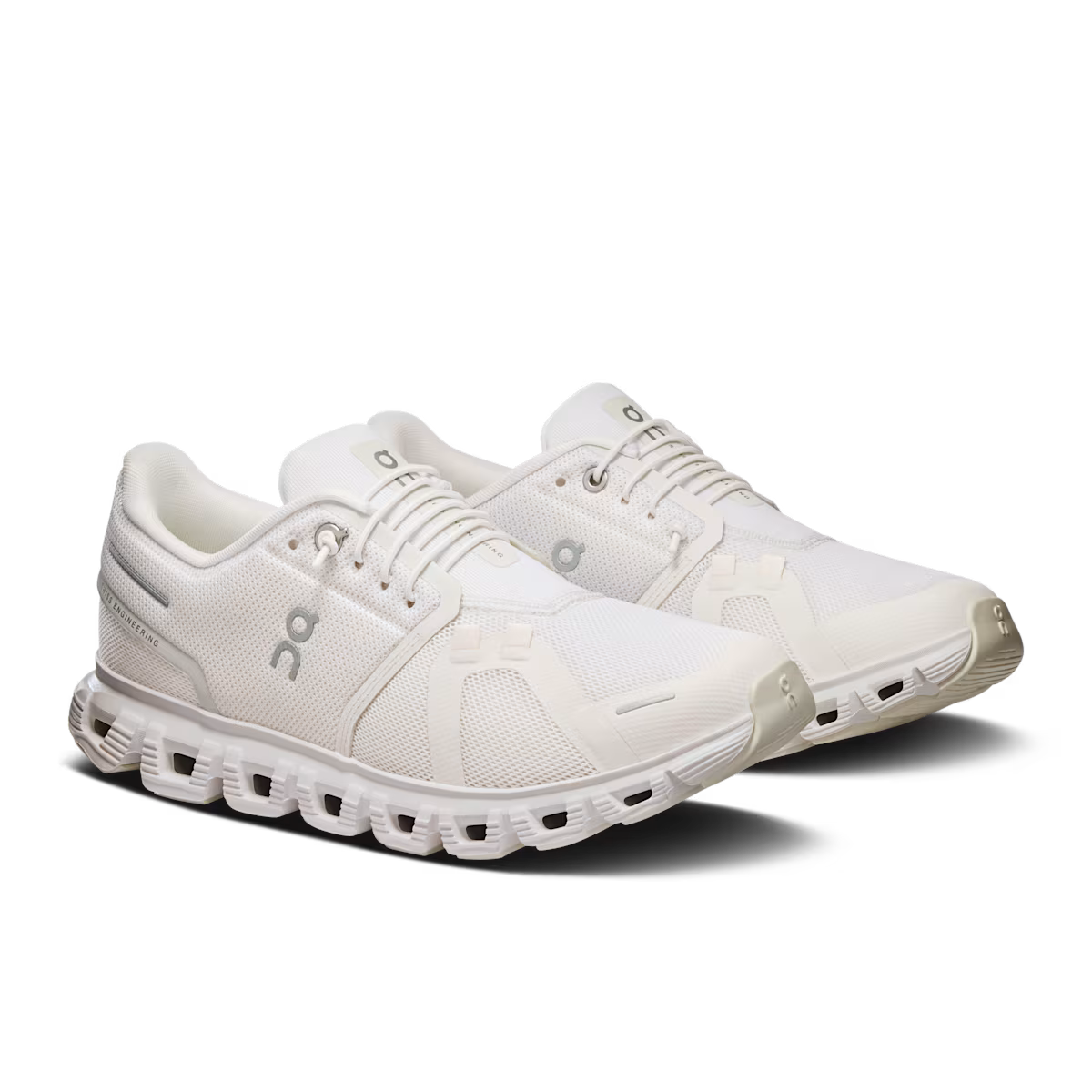 On Running Cloud 6 All White (W)