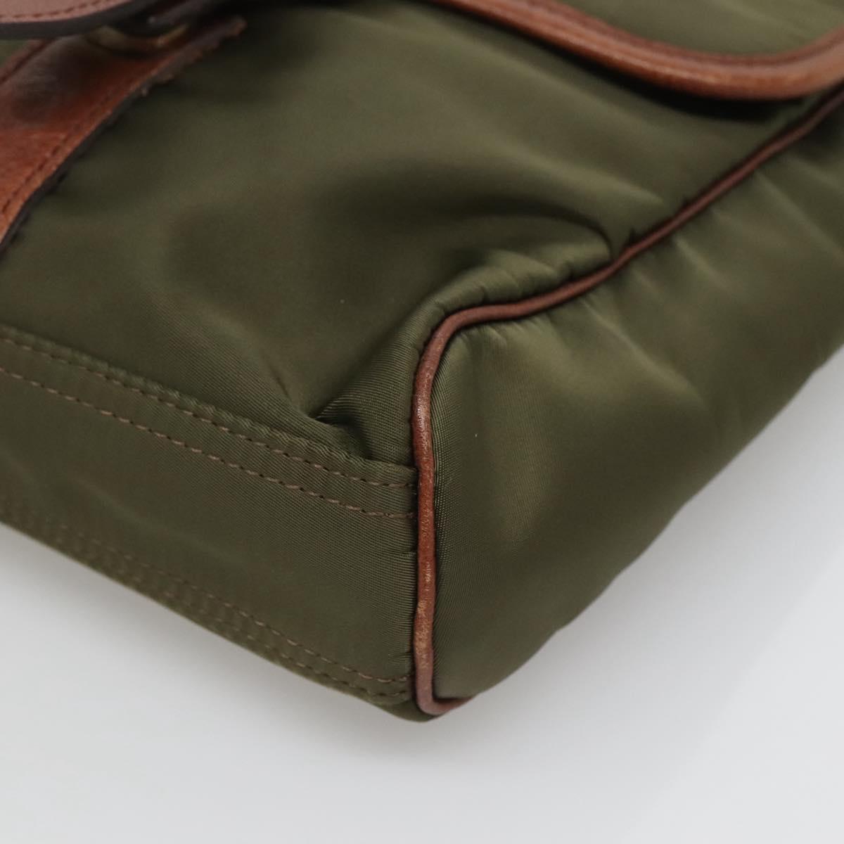 Burberry Label Nylon Shoulder Bag (Pre-Owned)