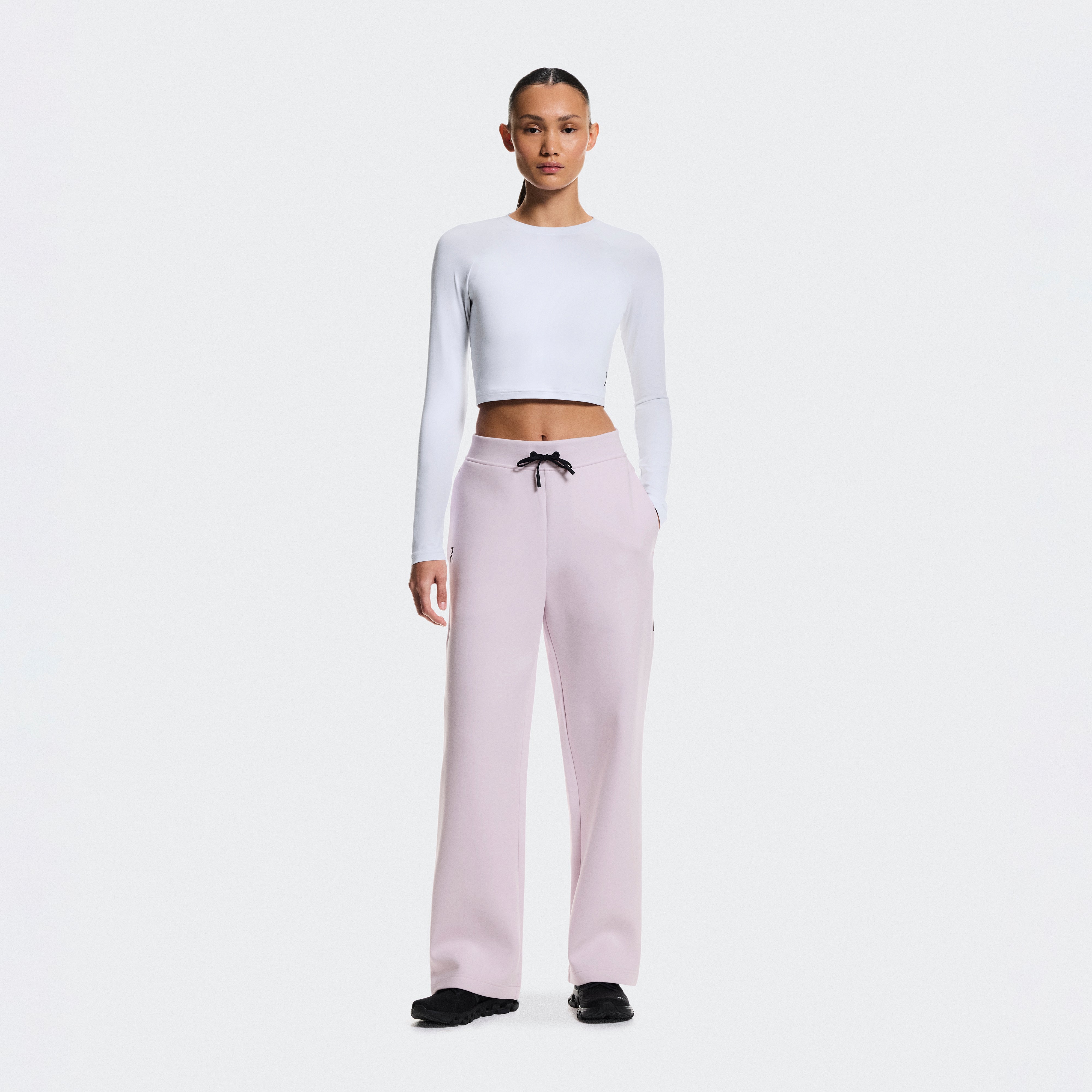 Focus Tech Sweatpants - Womens