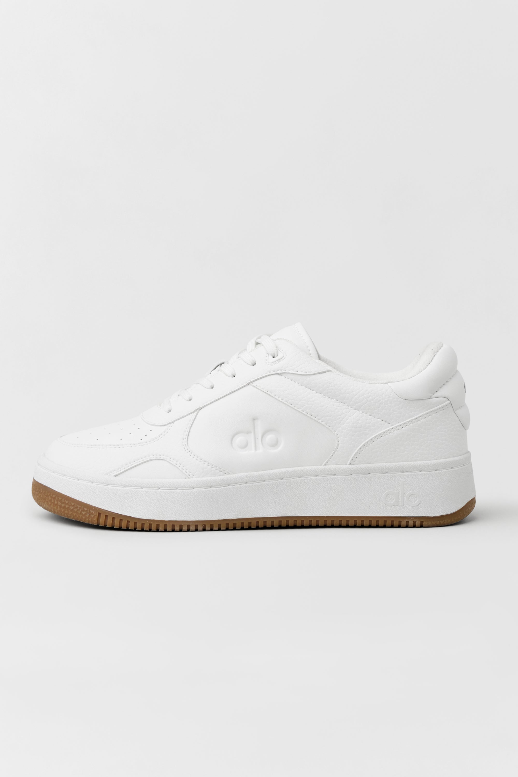 ALO Recovery Mode Sneaker - Natural White/Gum