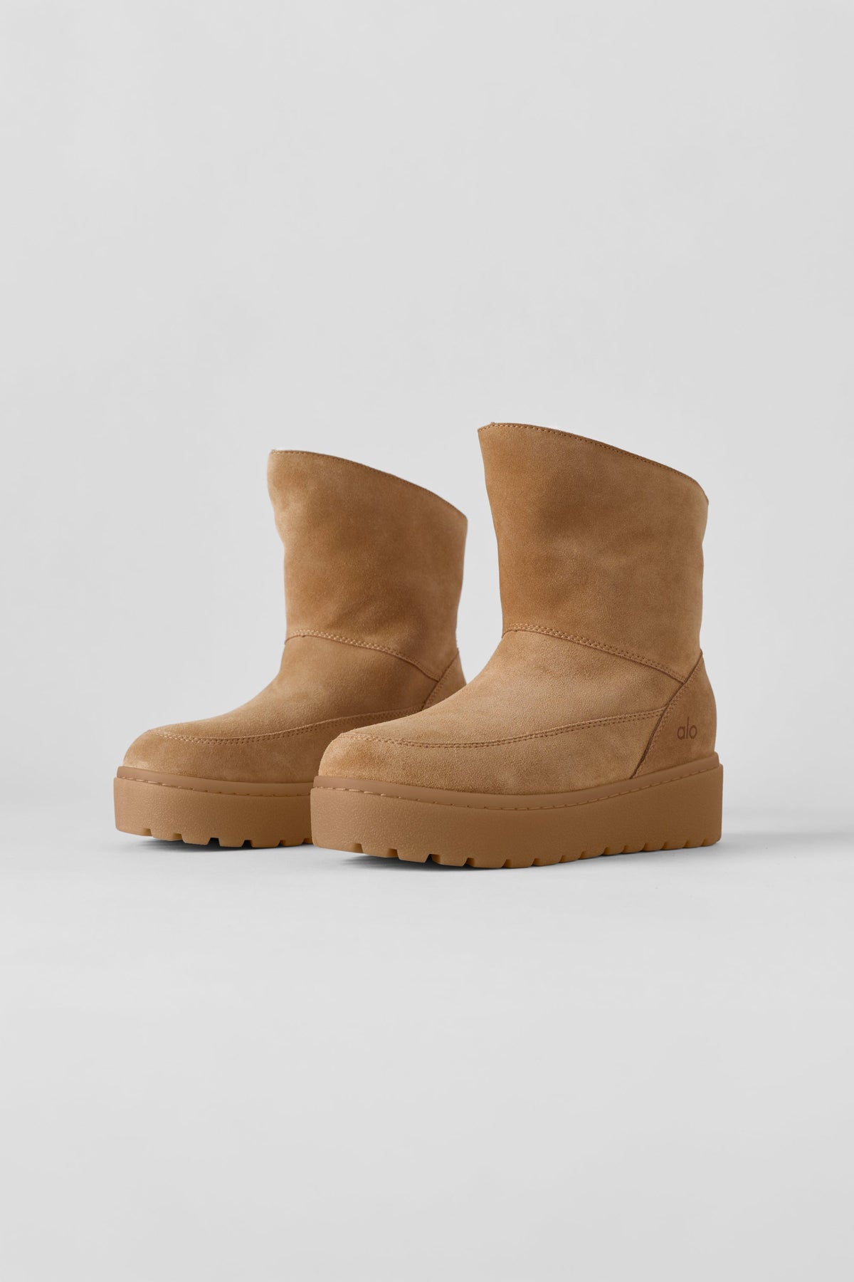 Alo Yoga ALO Malibu Boot - Rich Chestnut