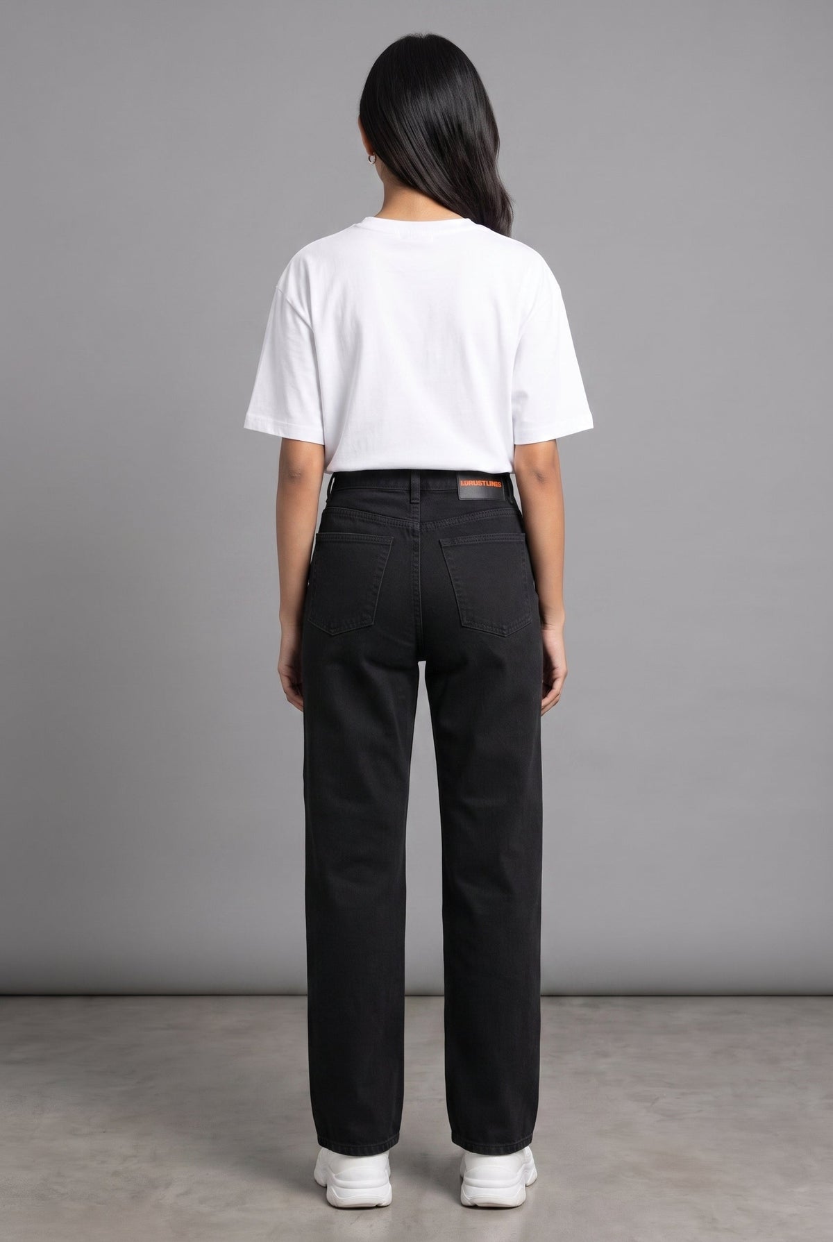 CLASSIC BLACK DENIM WOMEN'S JEANS