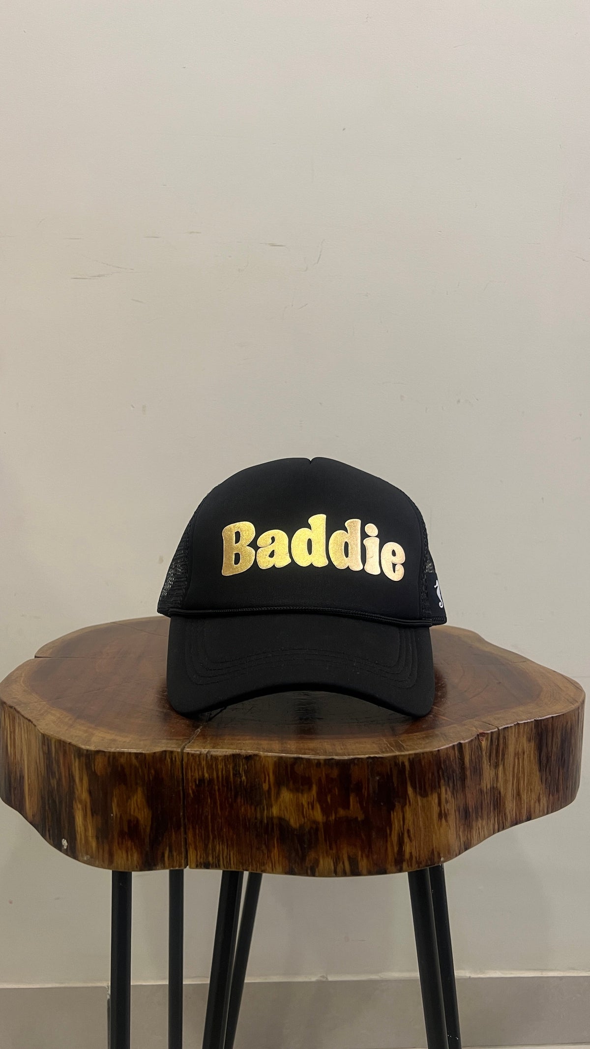 Baddie - Mesh Trucker CaP