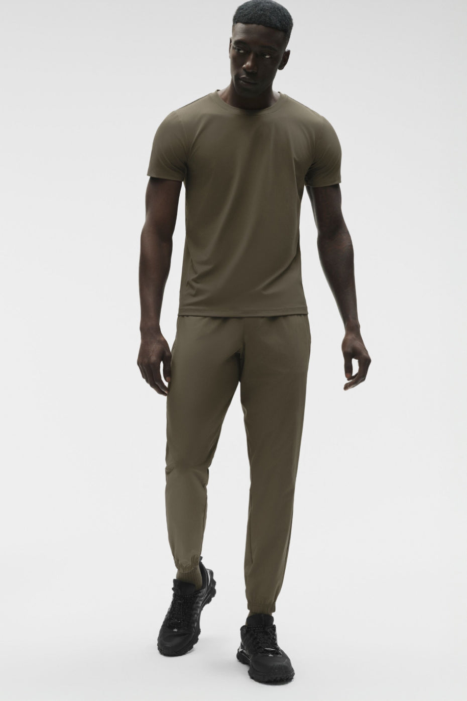 Alo Yoga Conquer Reform Crewneck Short Sleeve - Olive Tree
