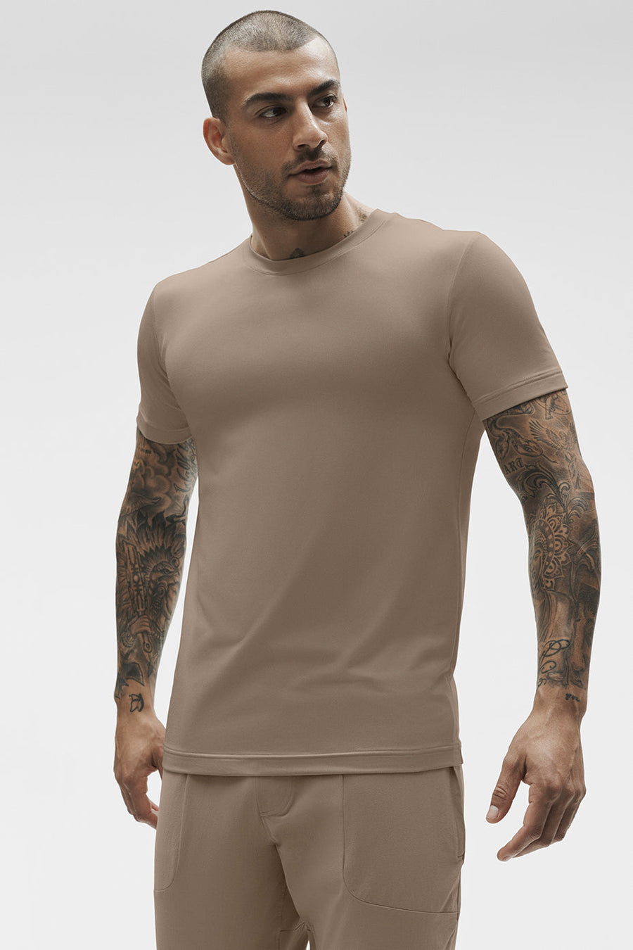Alo Yoga Conquer Reform Crewneck Short Sleeve - Gravel
