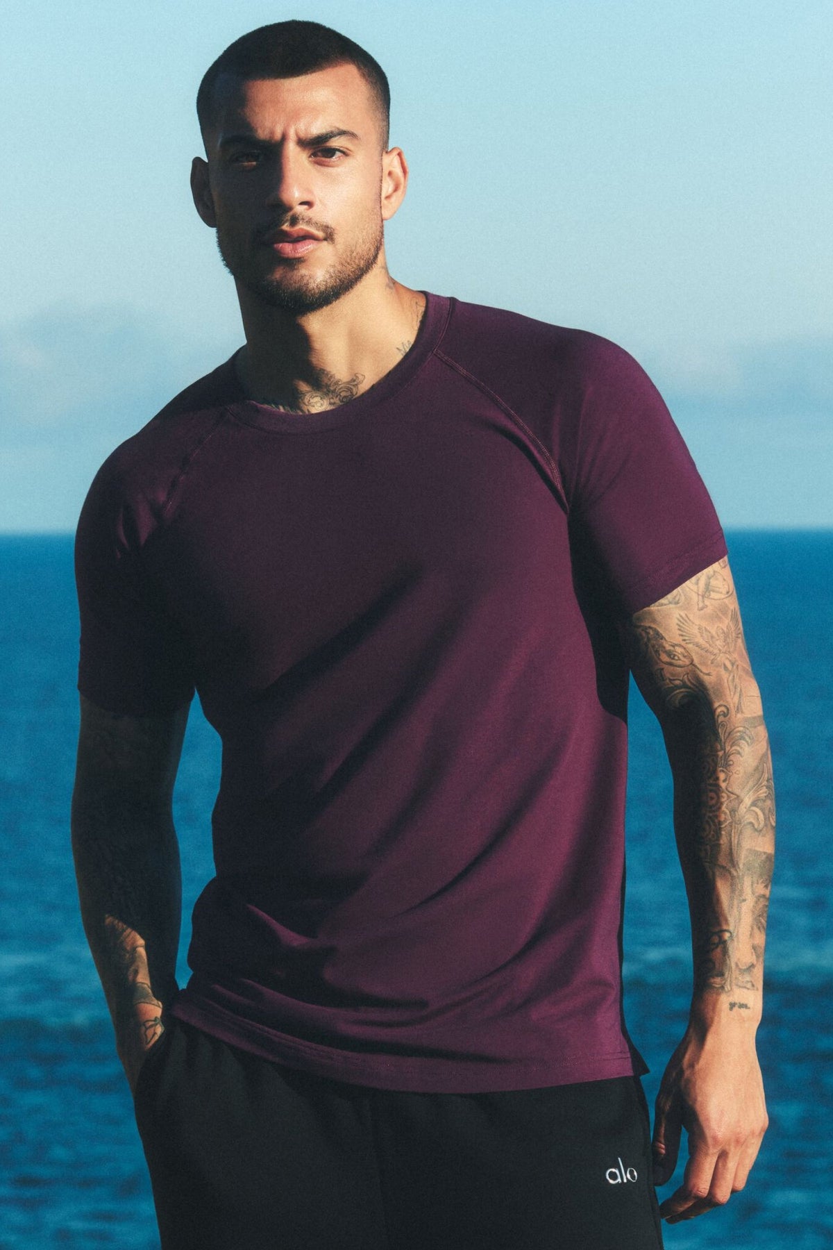 Alo Yoga ALO Vapor Crewneck Short Sleeve - Rich Bordeaux