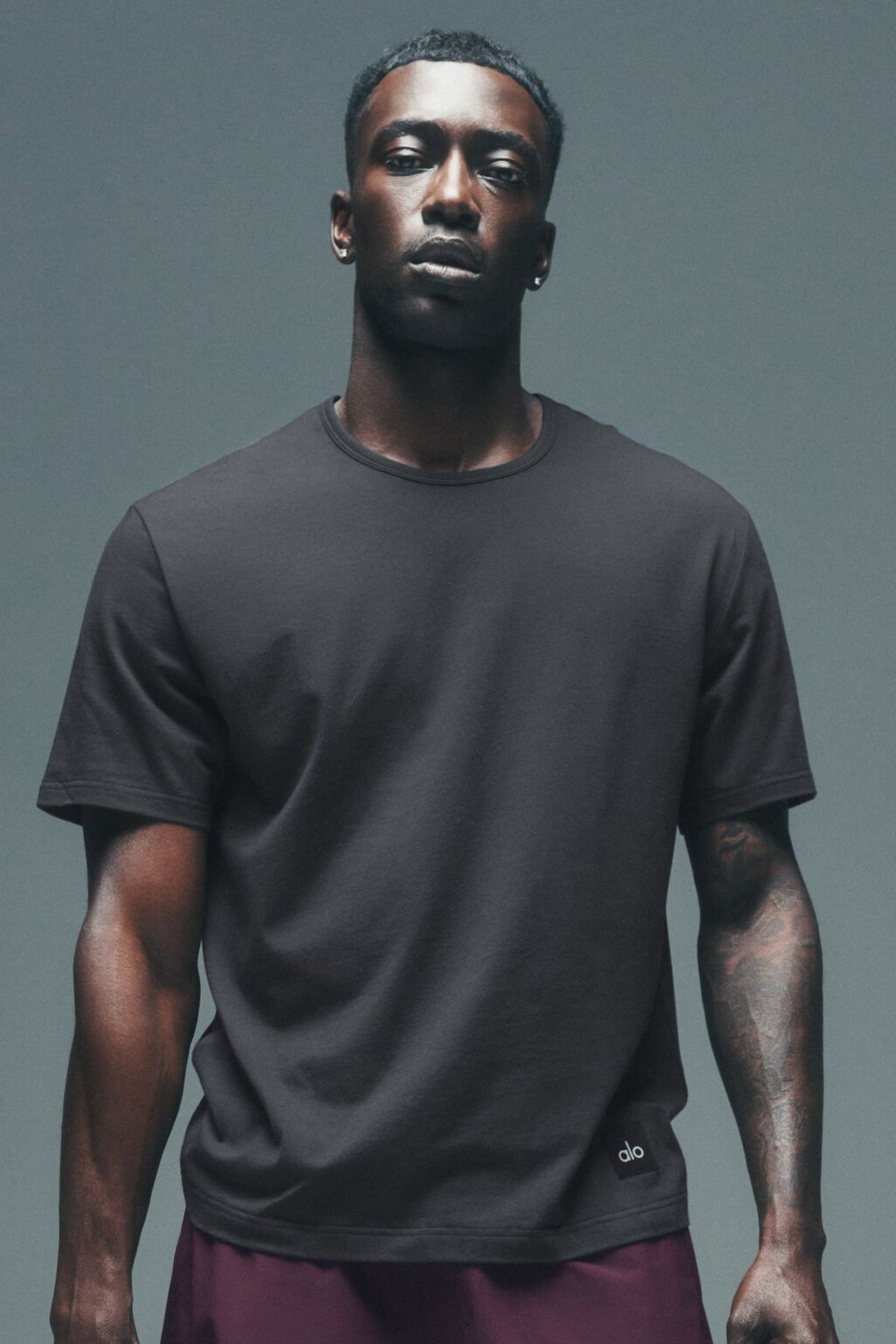 Alo Yoga Street Essential Tee - Anthracite