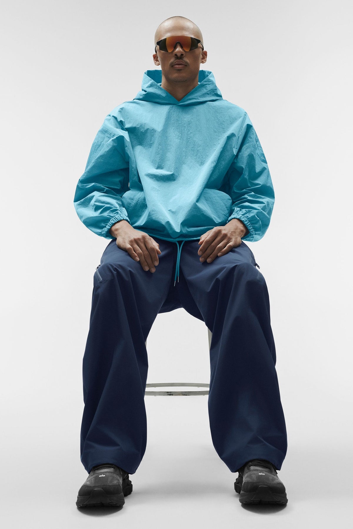 Alo Yoga Axis Hooded Pullover - Blue Breeze