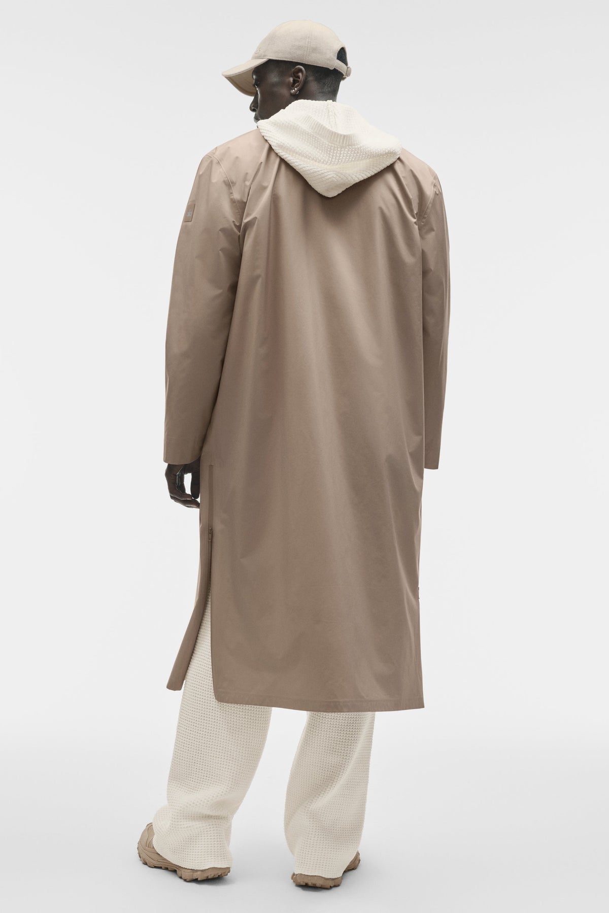 Alo Yoga Alpha Shell Long Coat - Gravel