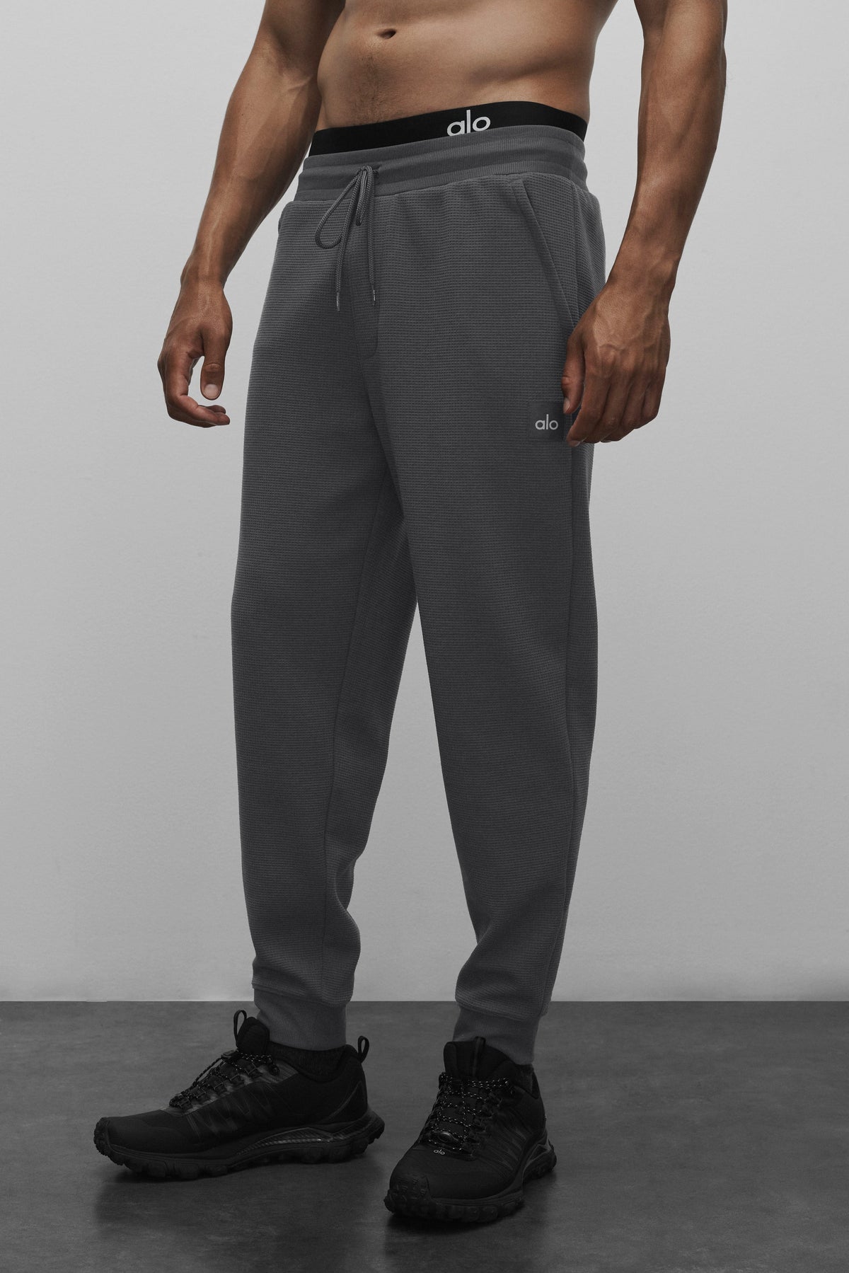 Alo Yoga Waffle Lounge Jogger - Anthracite