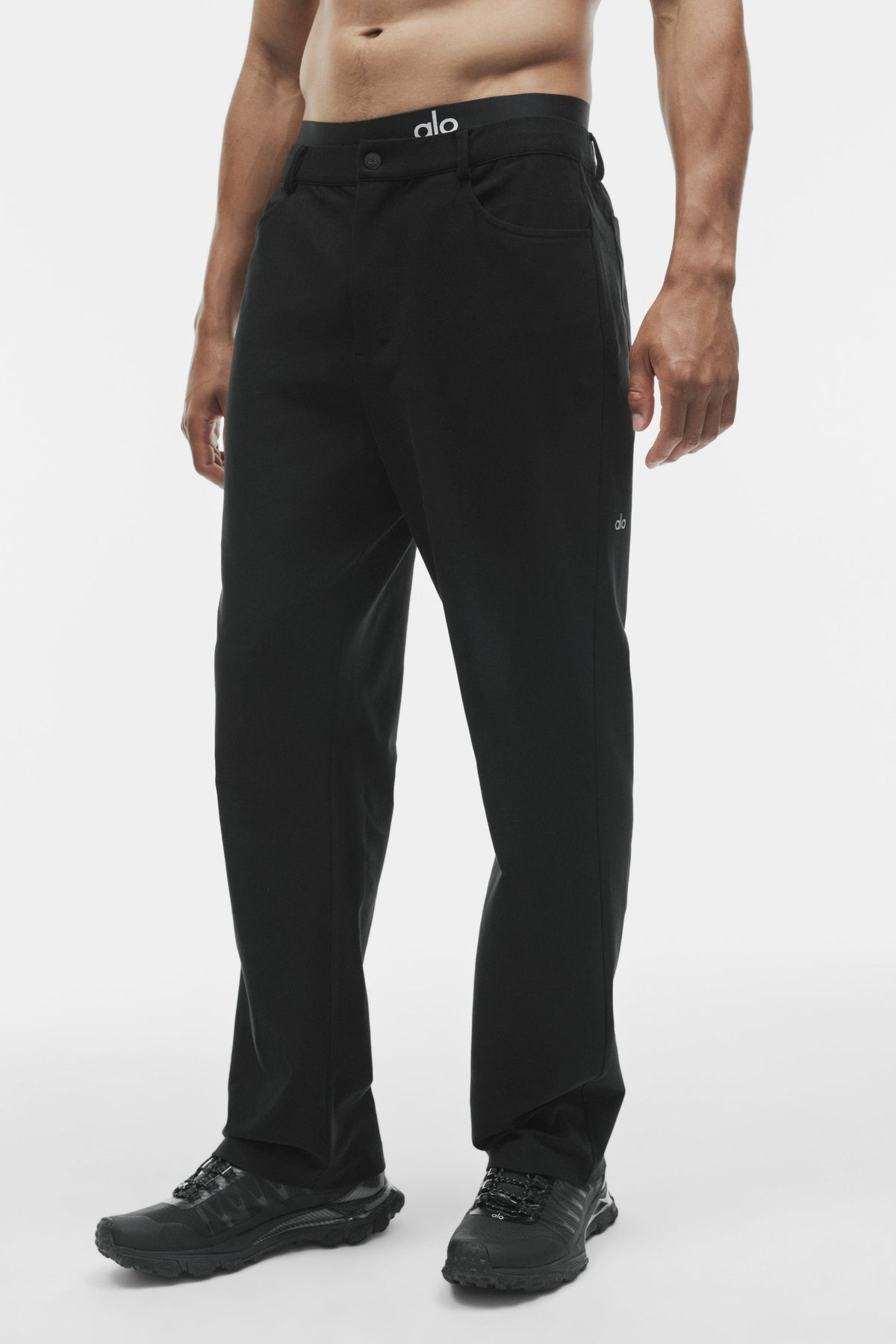 Alo Yoga Conquer Max 4 Pocket Pant - Black