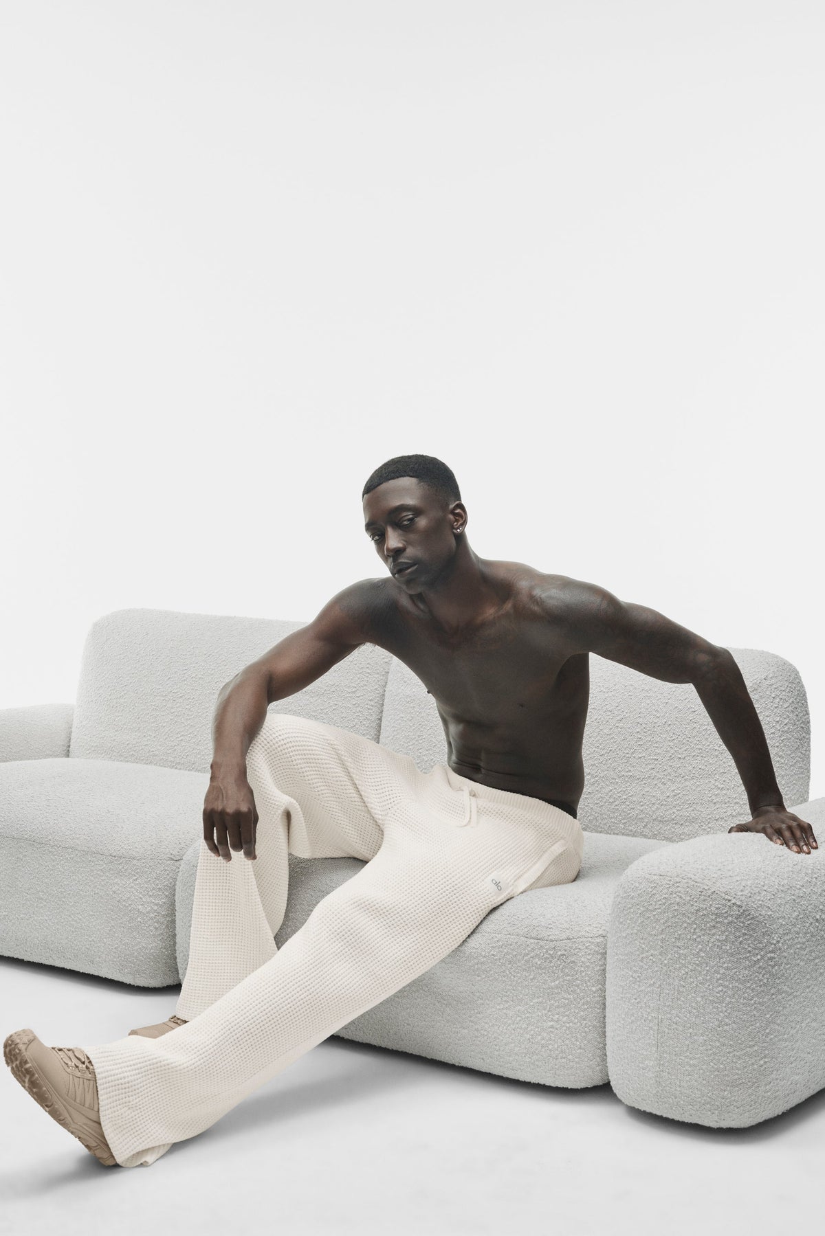 Alo Yoga Waffle Chenille Edition Straight Leg Pant - Ivory