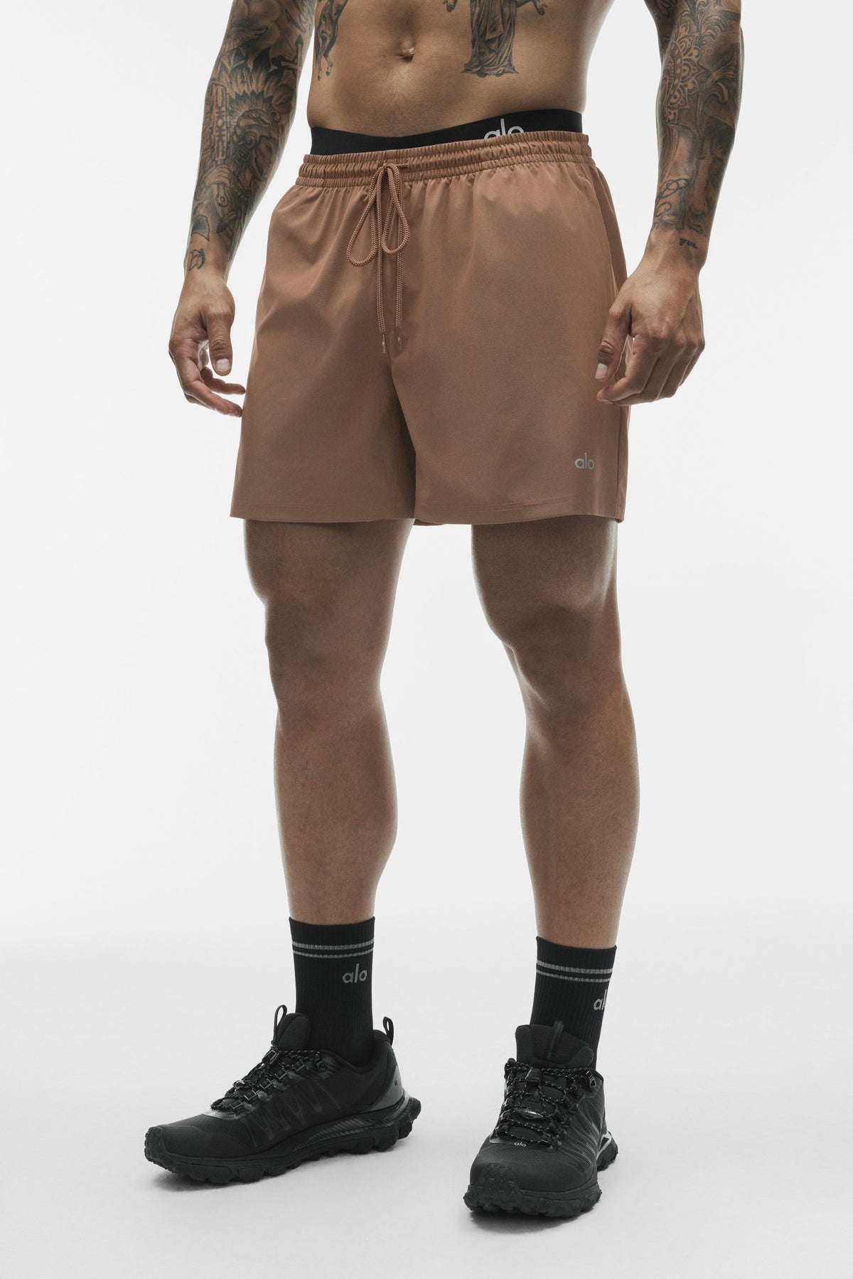 Alo Yoga 5" Circuit Short - Java Brown