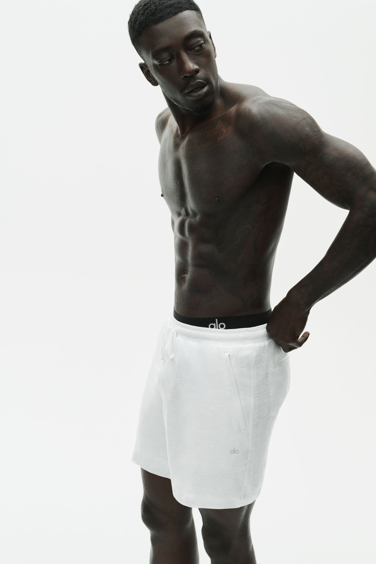 Alo Yoga 7" Linen Jersey Coastal Short - White