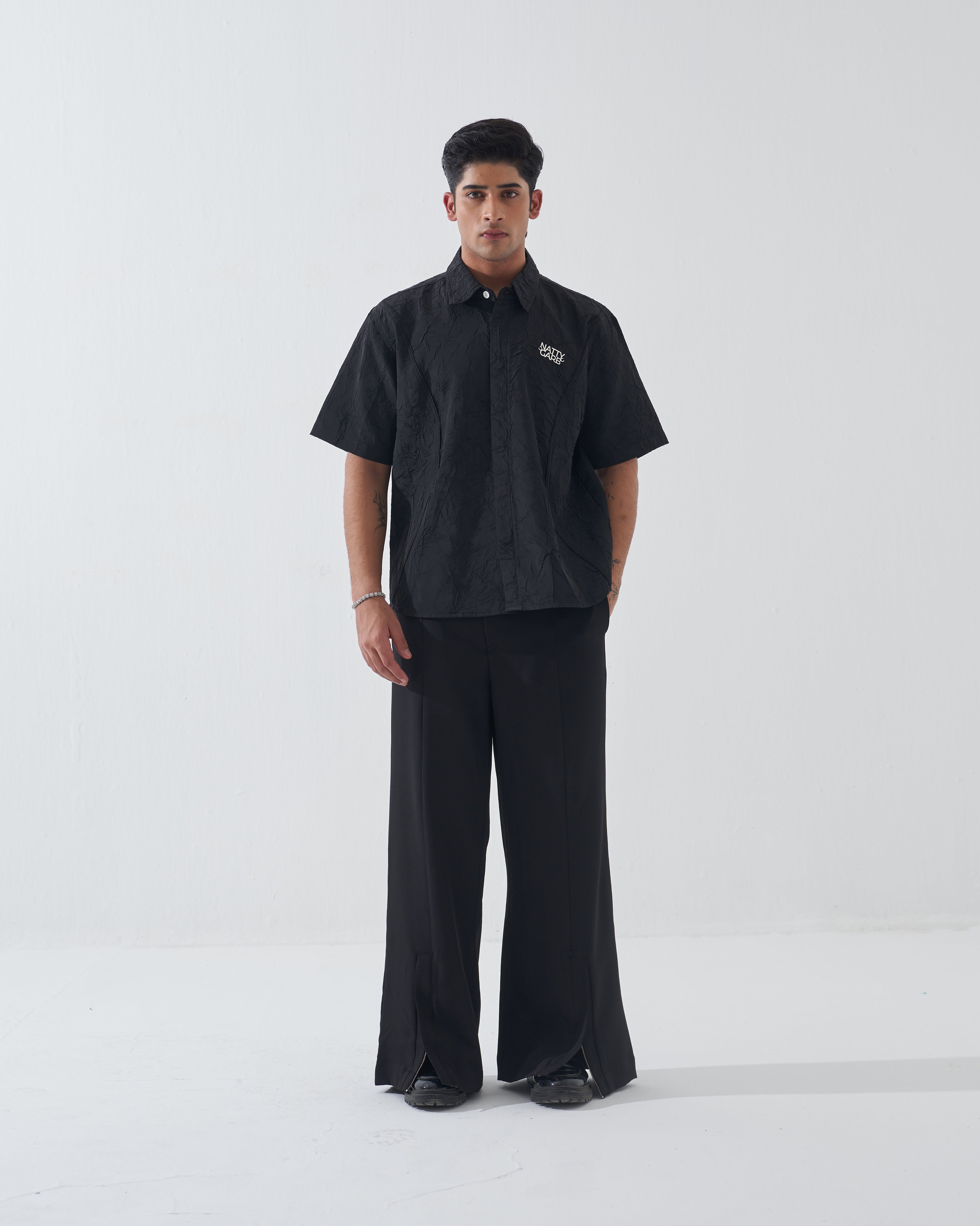 CRINKLED BLACK SHIRT