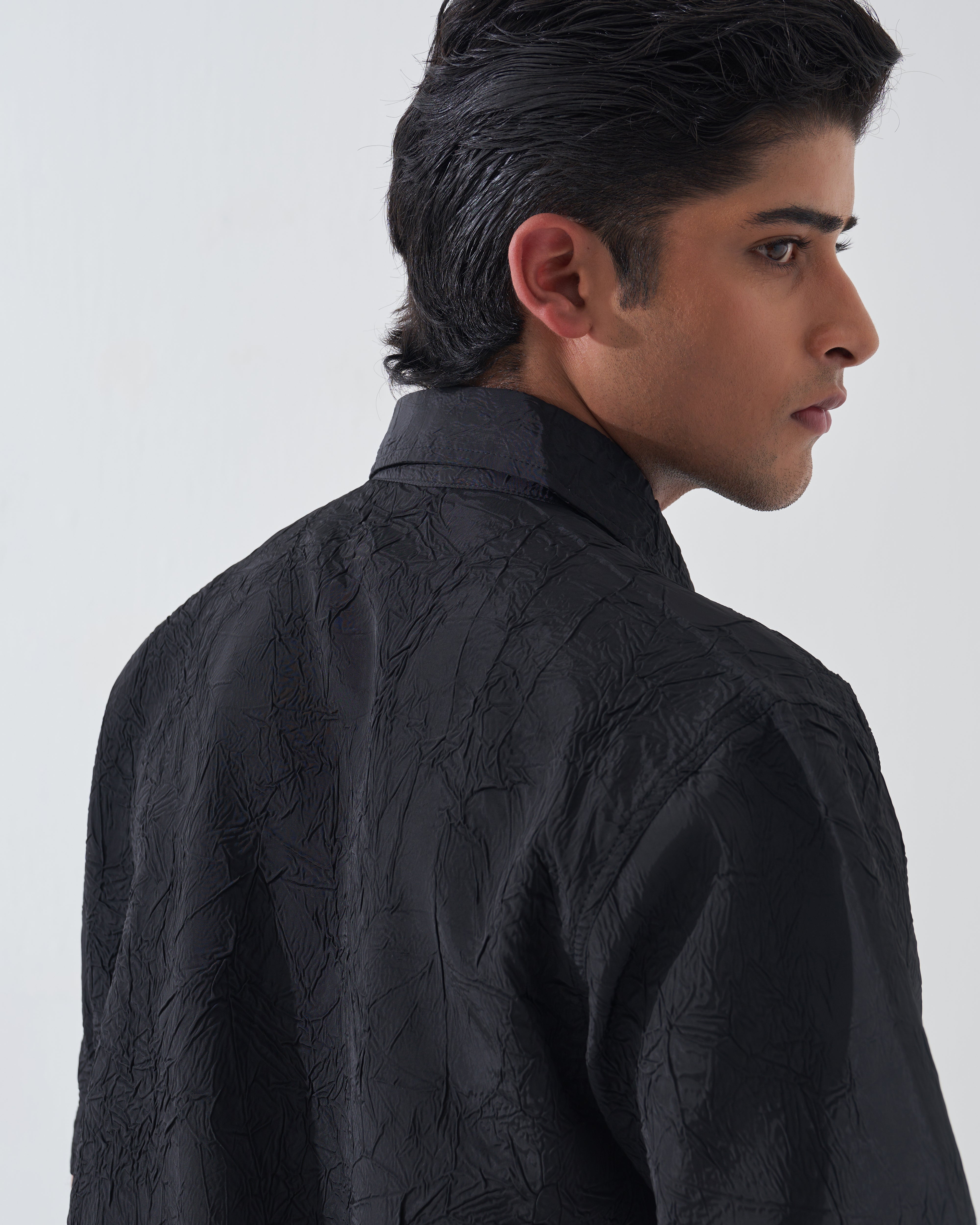 CRINKLED BLACK SHIRT
