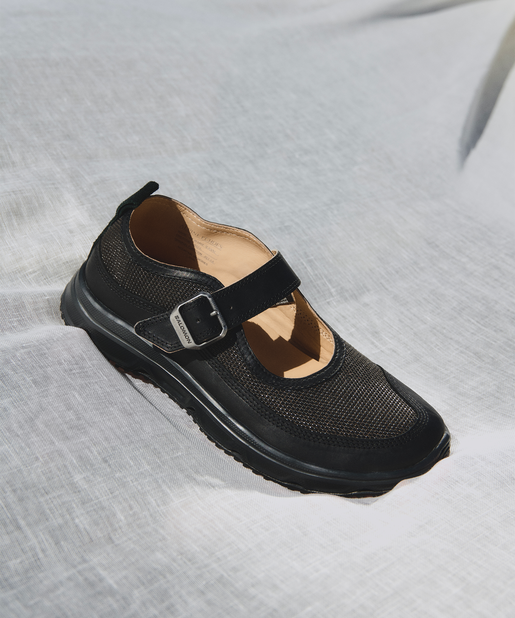 RX MARIE-JEANNE ALPINE ECHOES Black / Earth Brown / Vanilla Ice