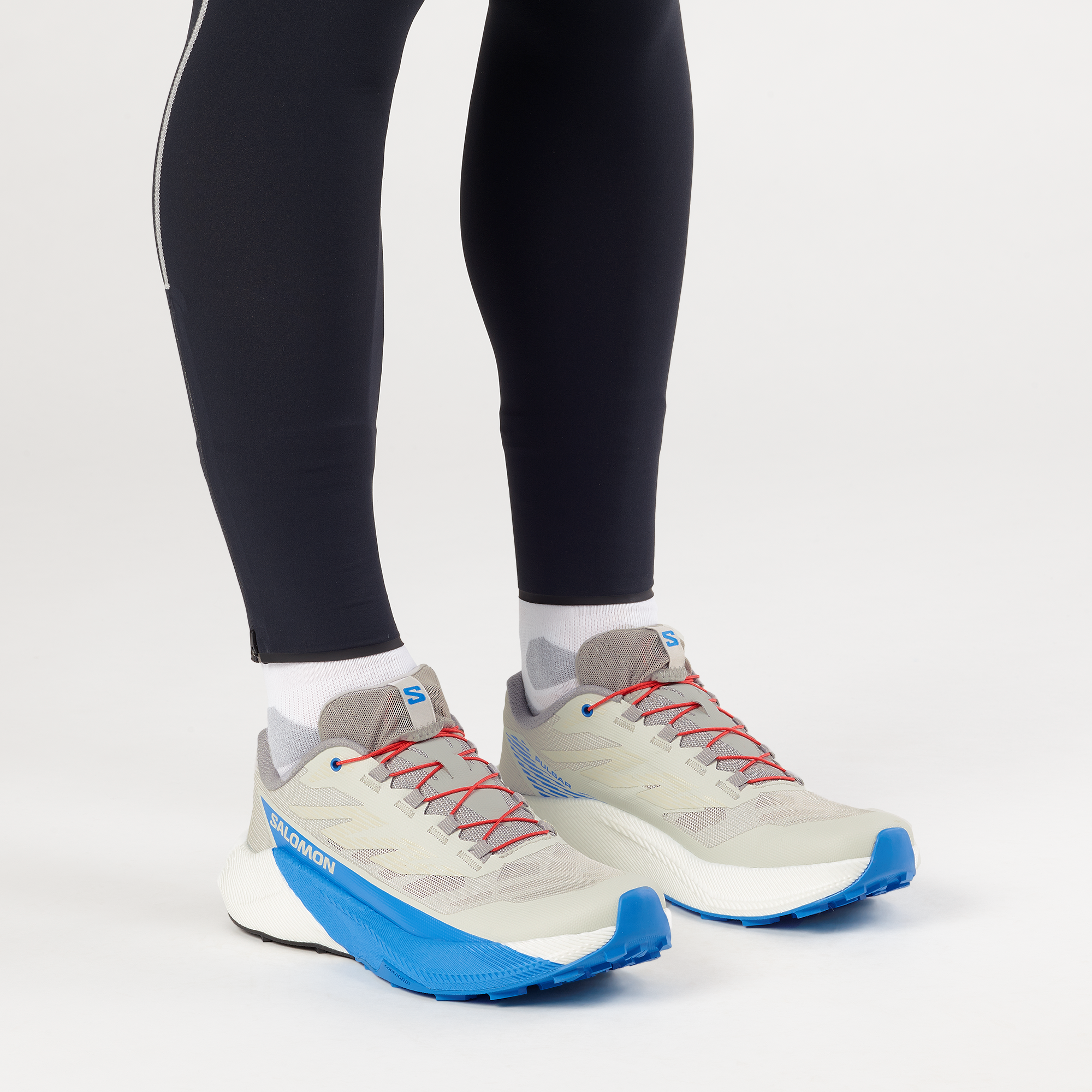 PULSAR Lunar Rock / White / French Blue
