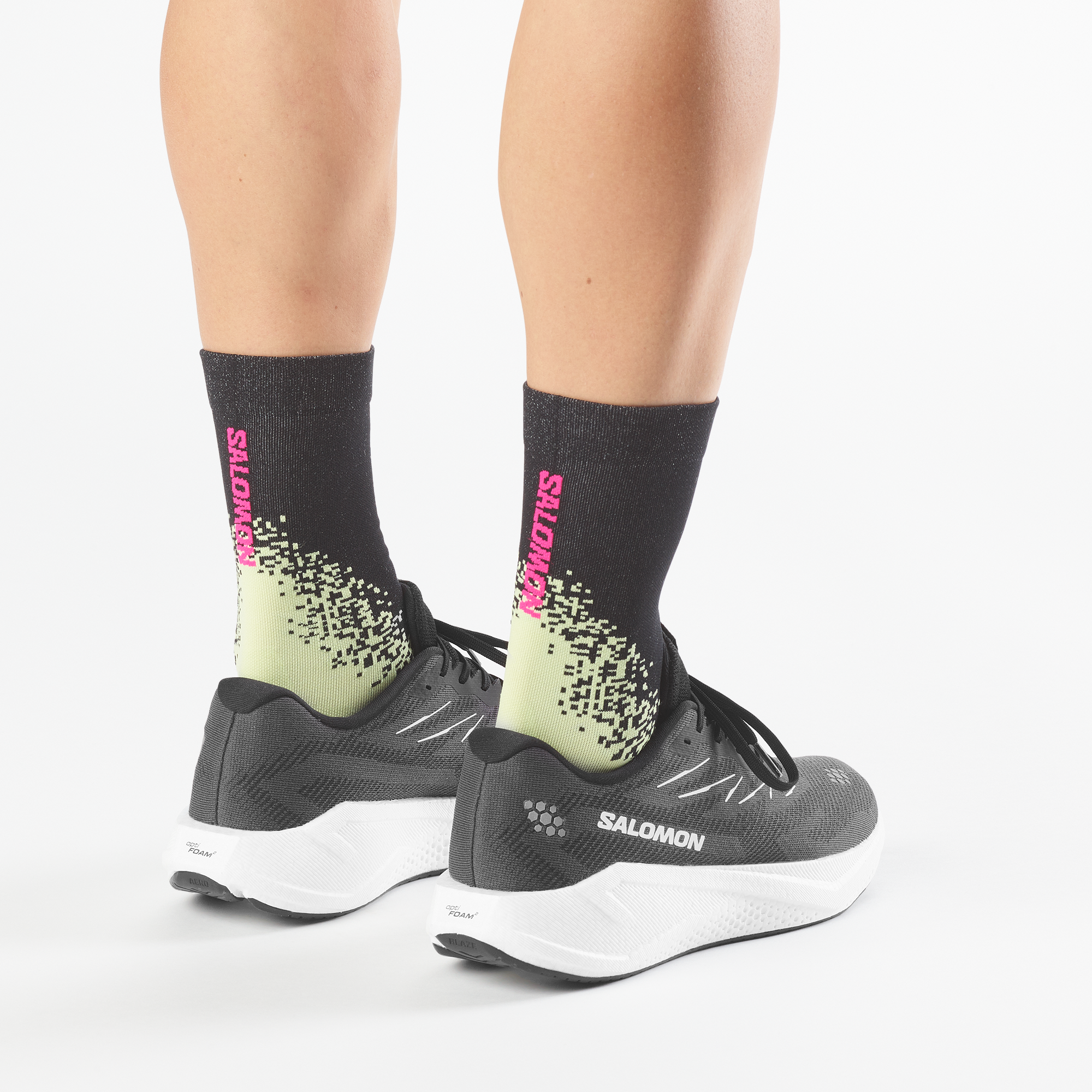 AERO BLAZE 4 Black / White / Black