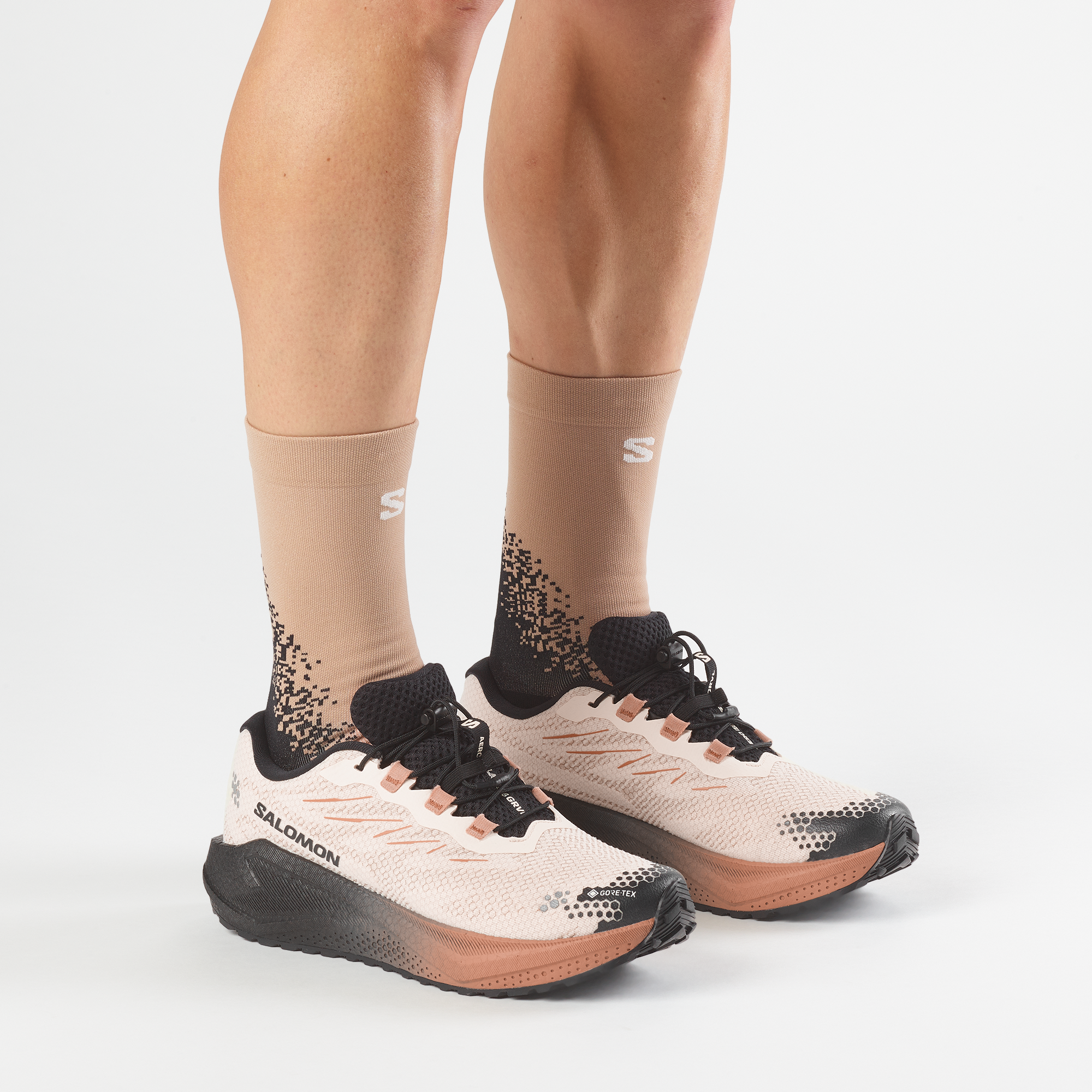 AERO BLAZE 4 GRVL GTX Vanilla Ice / Black / Burro
