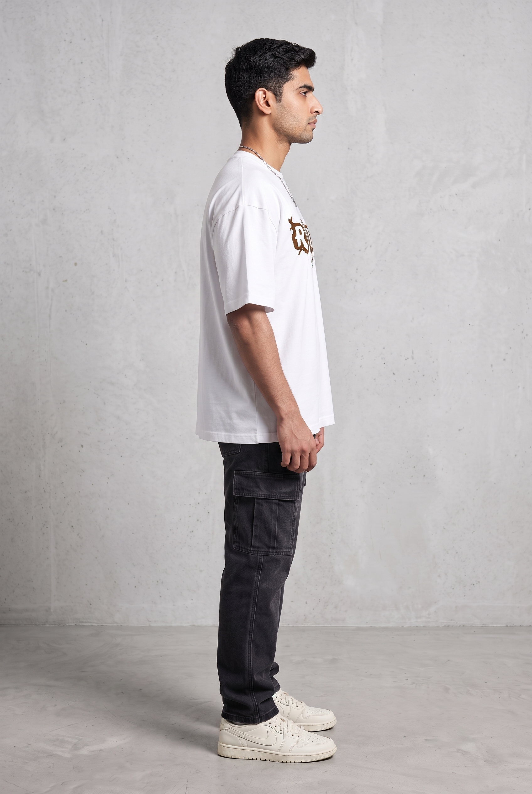 GRENADE WHITE MEN’S OVERSIZED T-SHIRT
