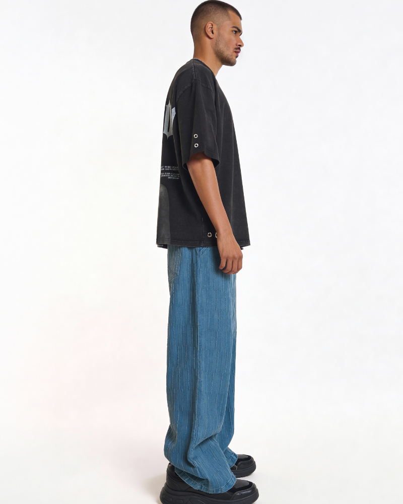 VOLVES OVERSIZED T SHIRT