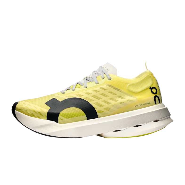 On Running Cloudboom Strike Limelight Wolf (W)