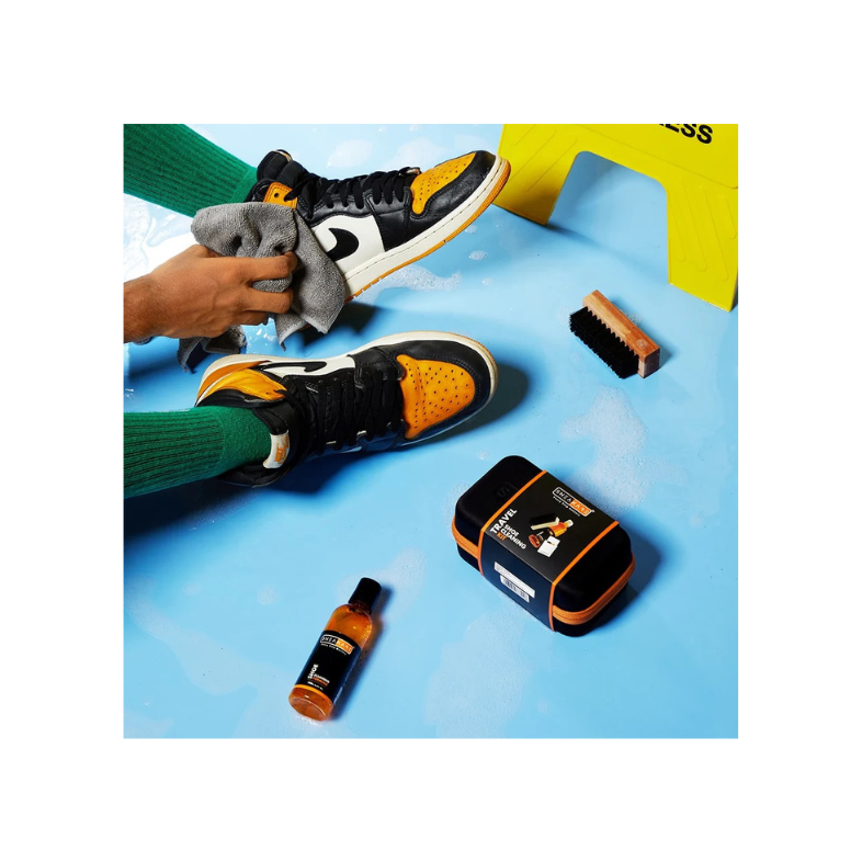 Travel Shoe Cleaning Kit
