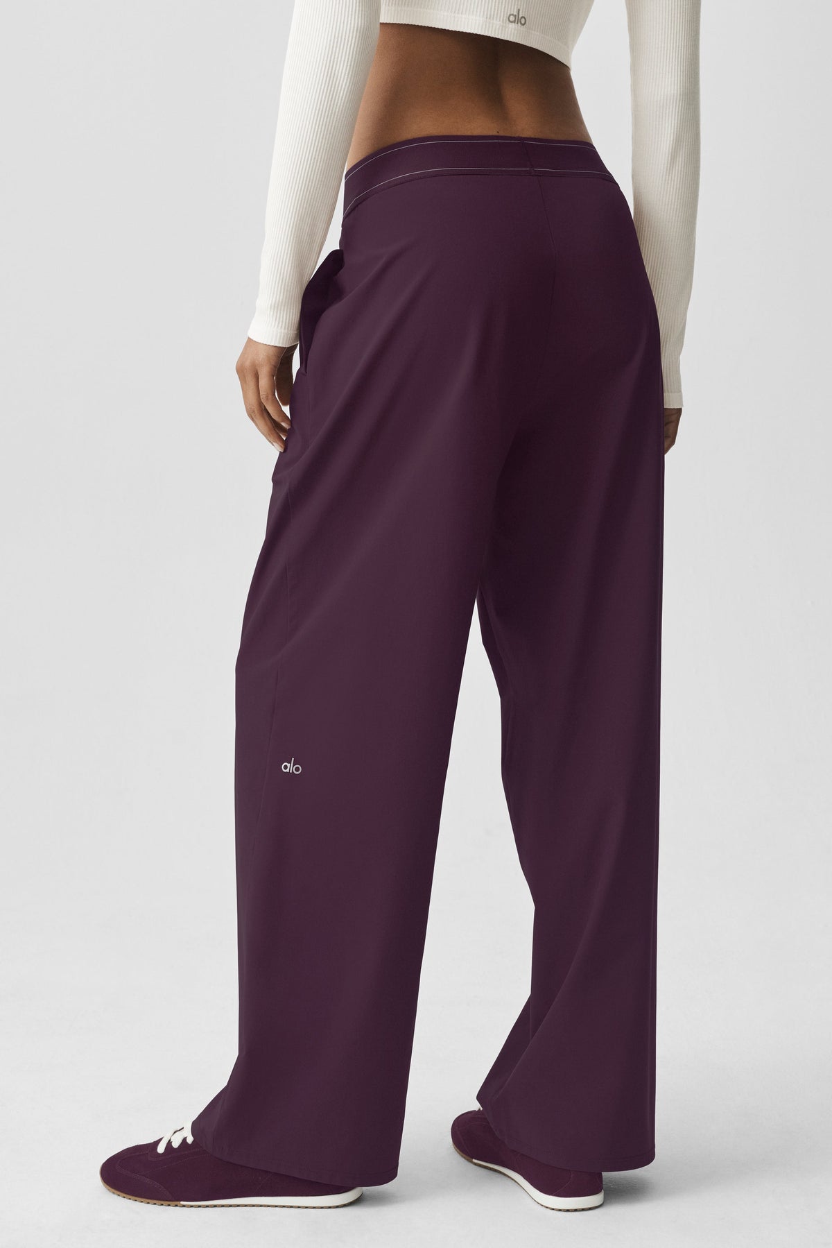 Alo Yoga Suit Up Trouser (Regular) - Rich Bordeaux