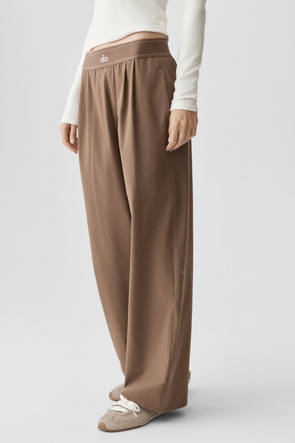 Alo Yoga Suit Up Trouser (Regular) - Java Brown
