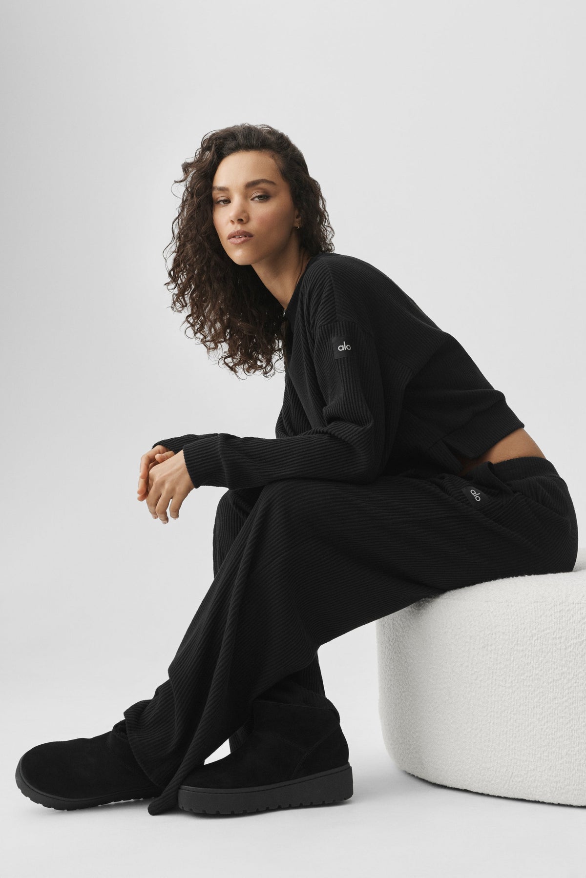 Alo Yoga Muse Wide Leg Pant - Black