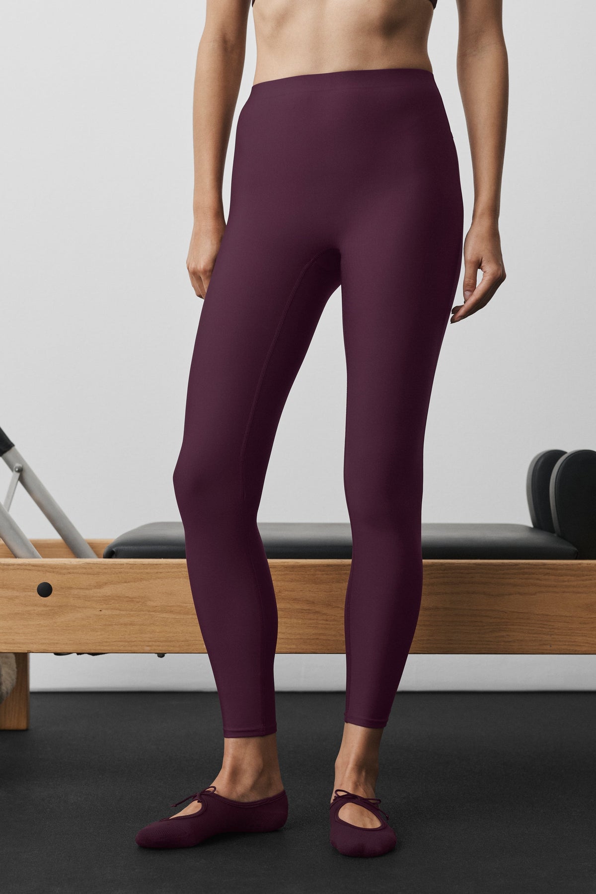 Alo Yoga Airlift High-Waist 7/8 Techlux Legging - Rich Bordeaux