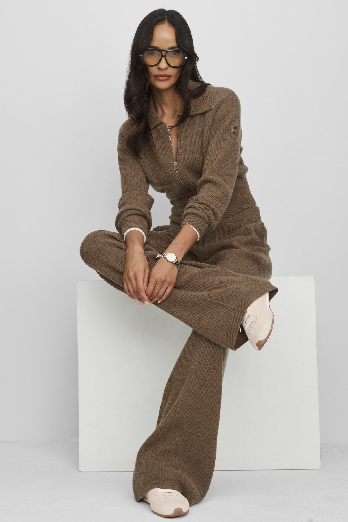 Alo Yoga Cashmere Wool Low-Rise Harmony Trouser (Regular) - Java Brown Heather
