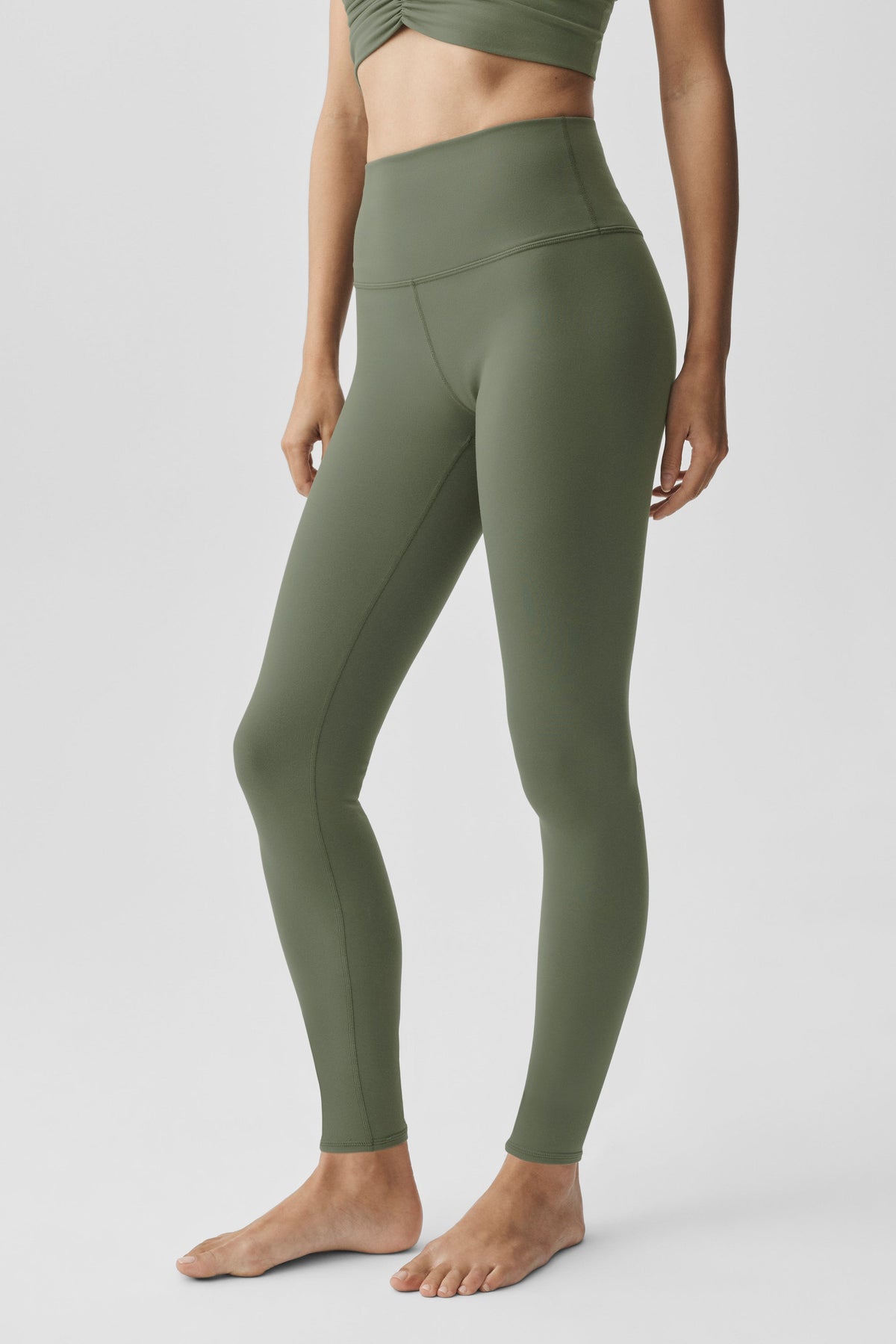 Alo Yoga 7/8 High-Waist Airbrush Legging - Bamboo Green