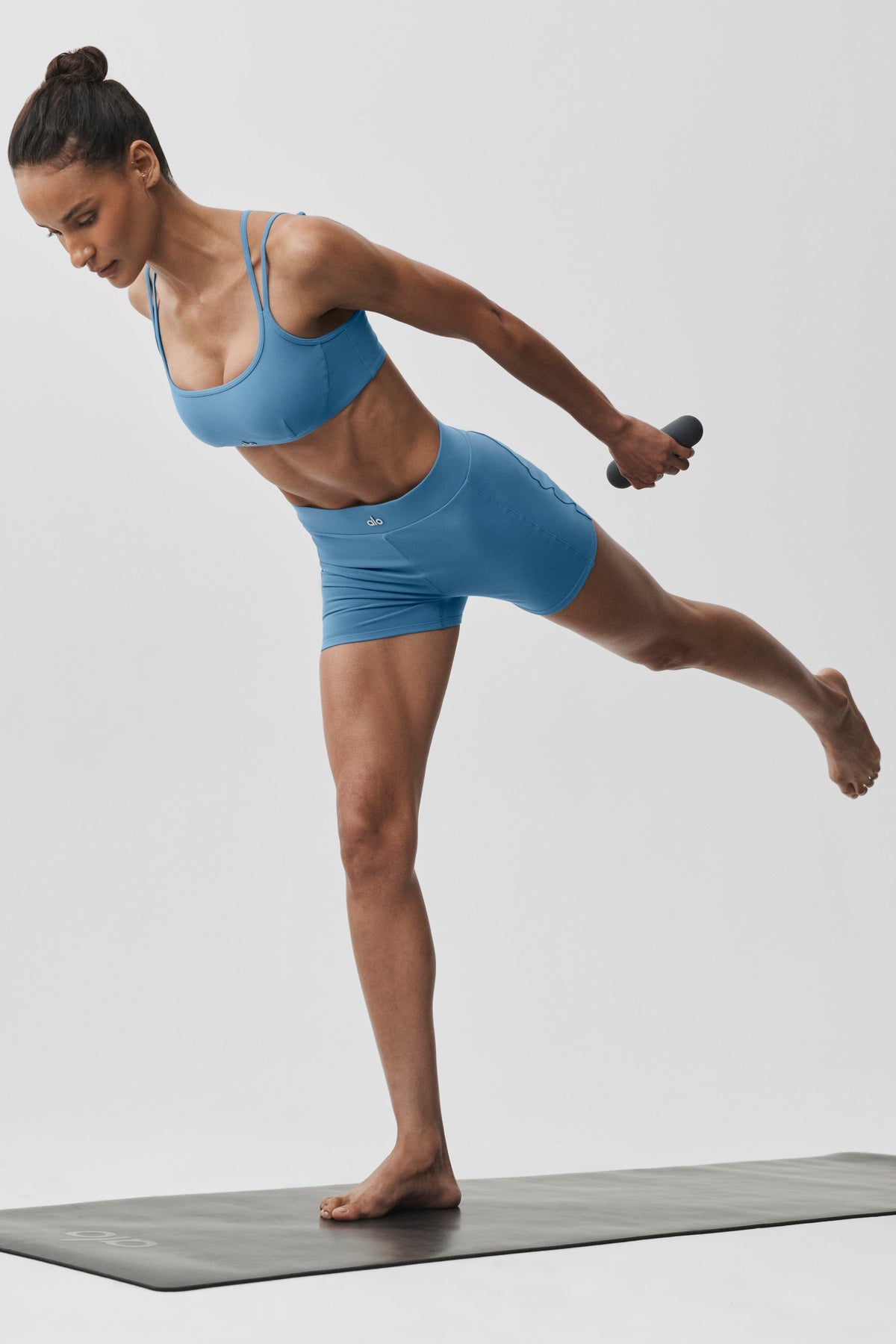 Alo Yoga Airbrush Aura Bra - California Blue
