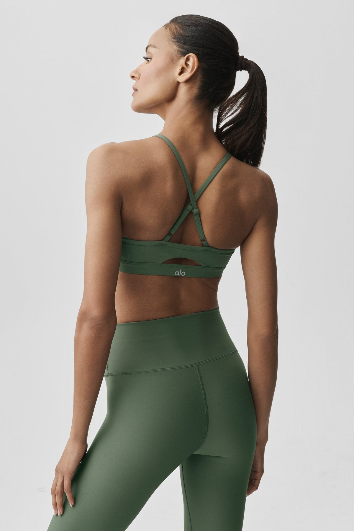 Alo Yoga Airlift Intrigue Bra - Bamboo Green