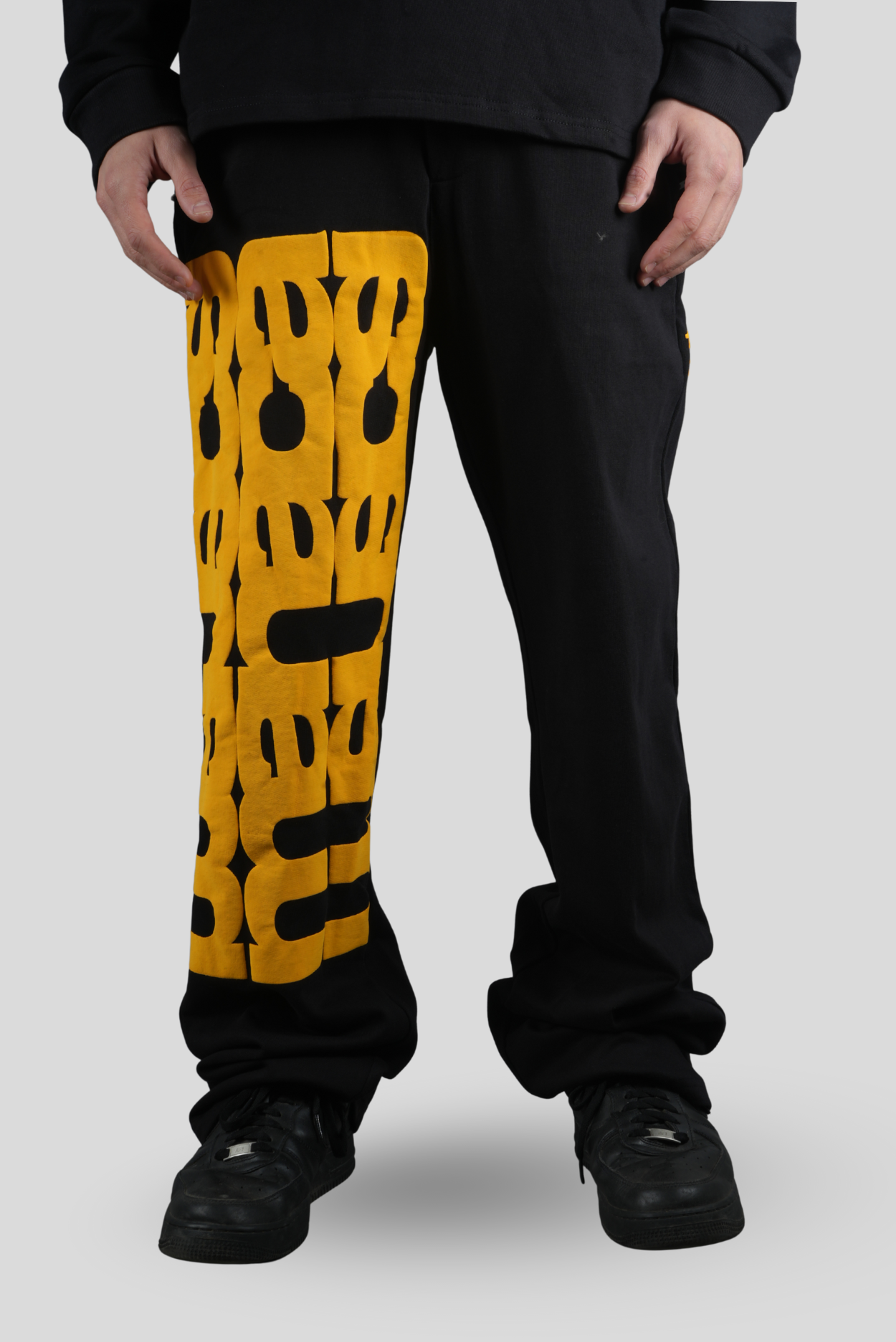 MANACA YELLOW PANTS