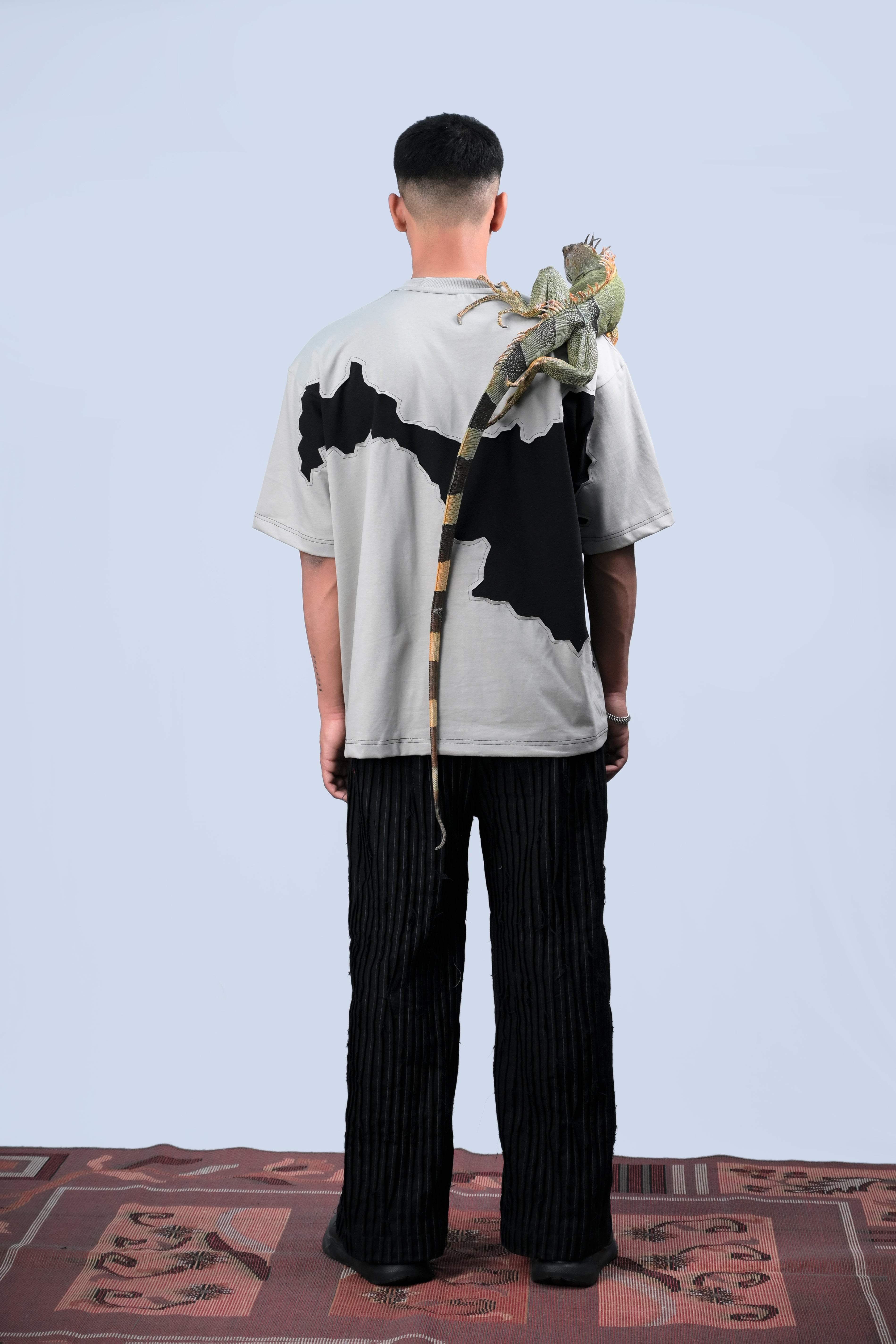 Farda Clothing AUTOGRAPH TEE: LIFEGRAY (UNISEX)